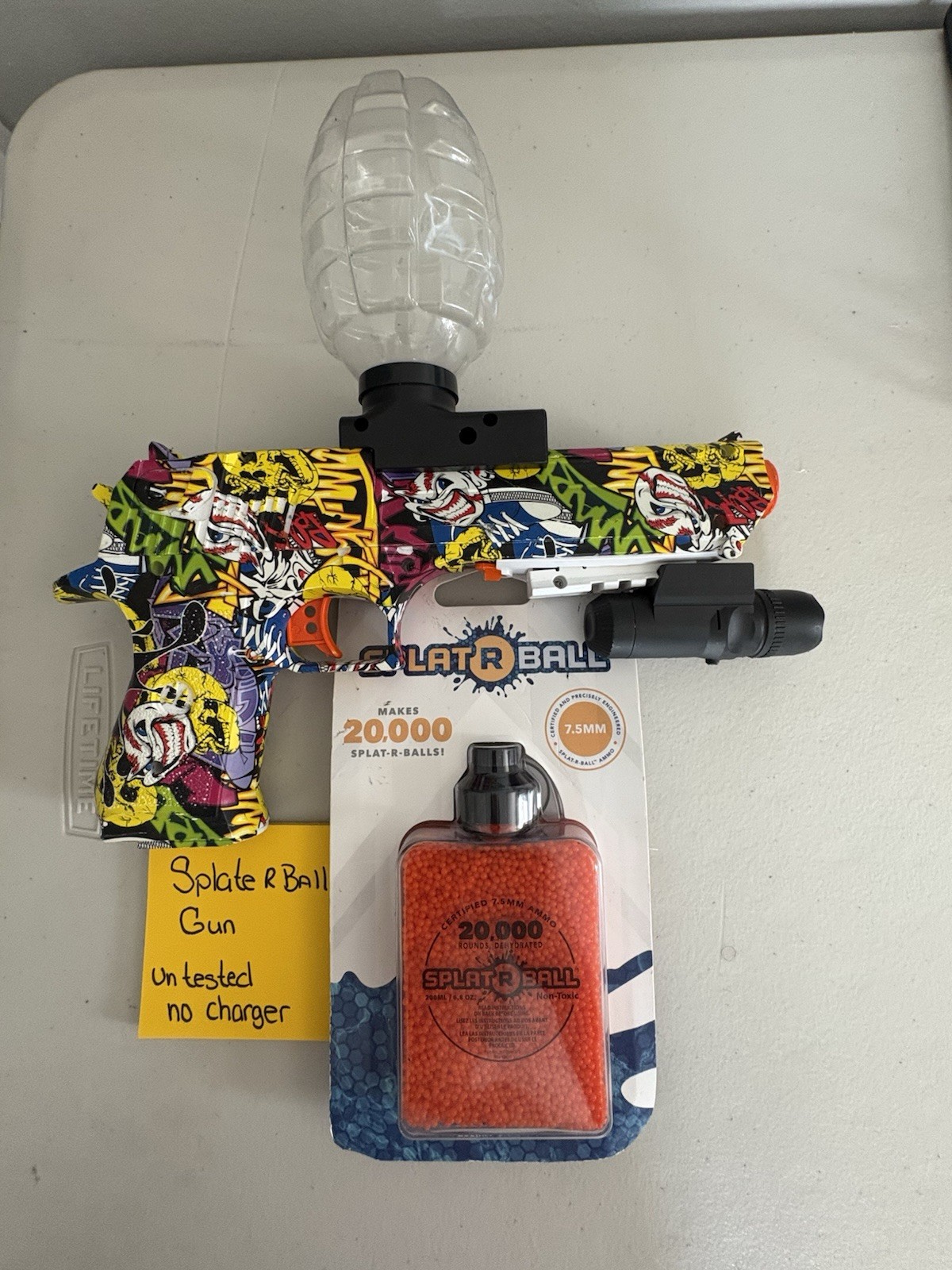 Splat R Ball Gun - Complete With Rechargeable Battery, And Splat R Balls