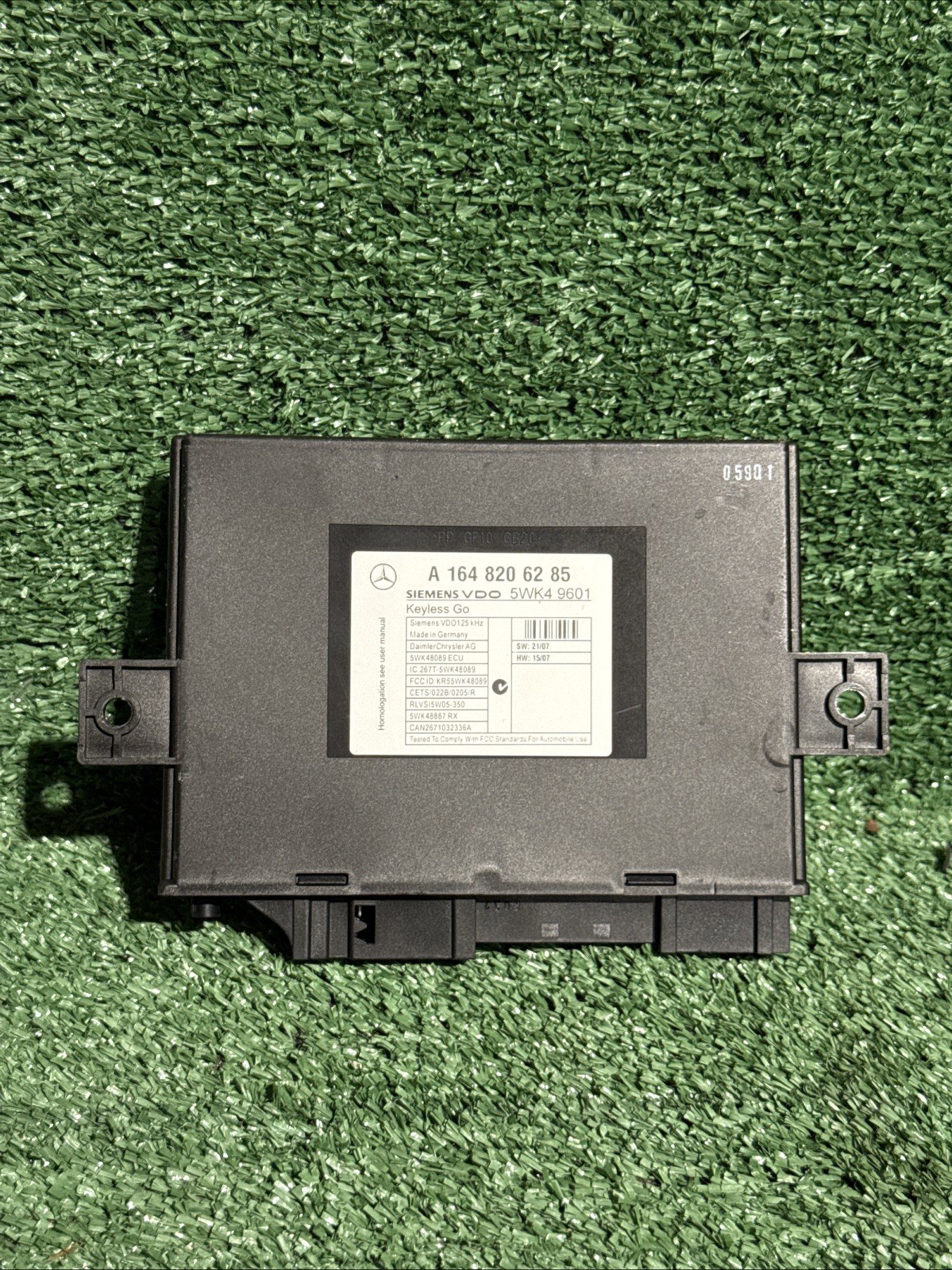 KEYLESS GO CONTROL MODULE UNIT MERCEDES W164 X164 ML350 ML63 GL350 OEM