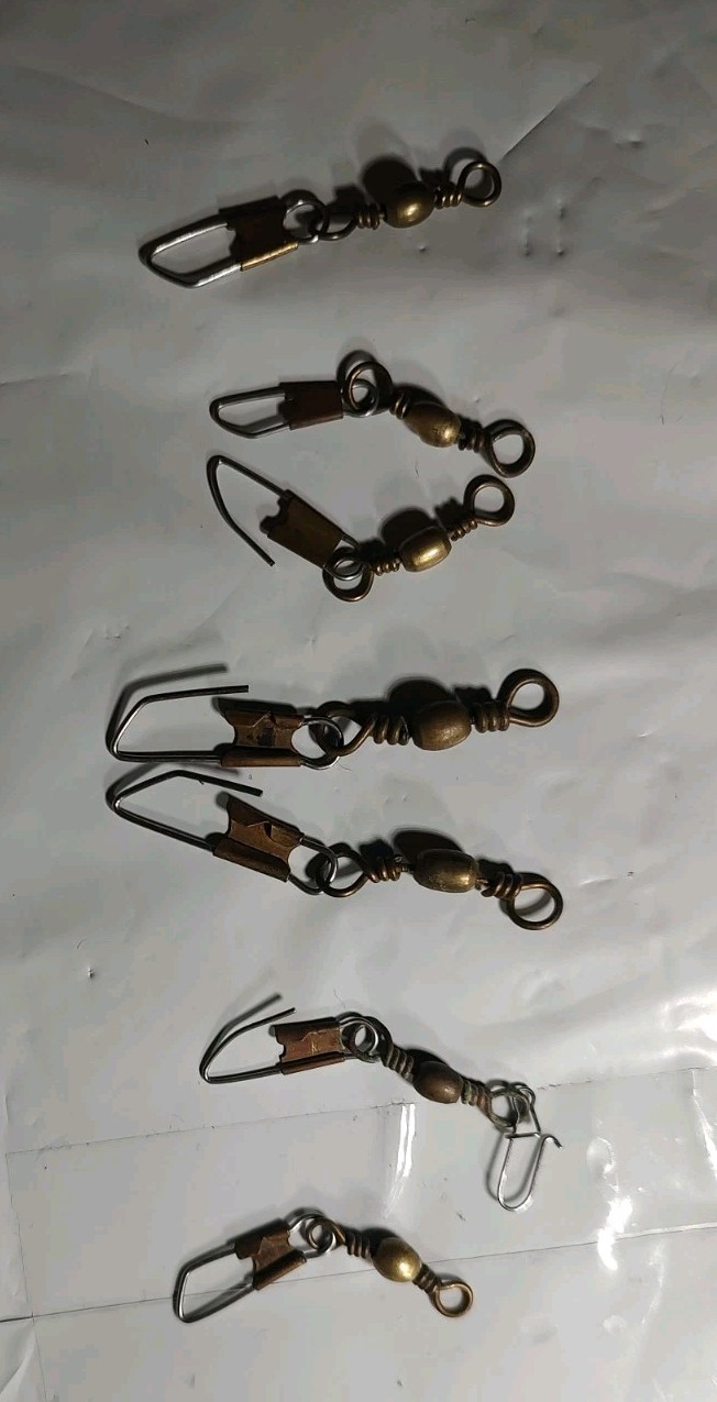 Vintage Fishing Tackle Brass Swivels Rotating Barrel Swivel 8 Piece Lot