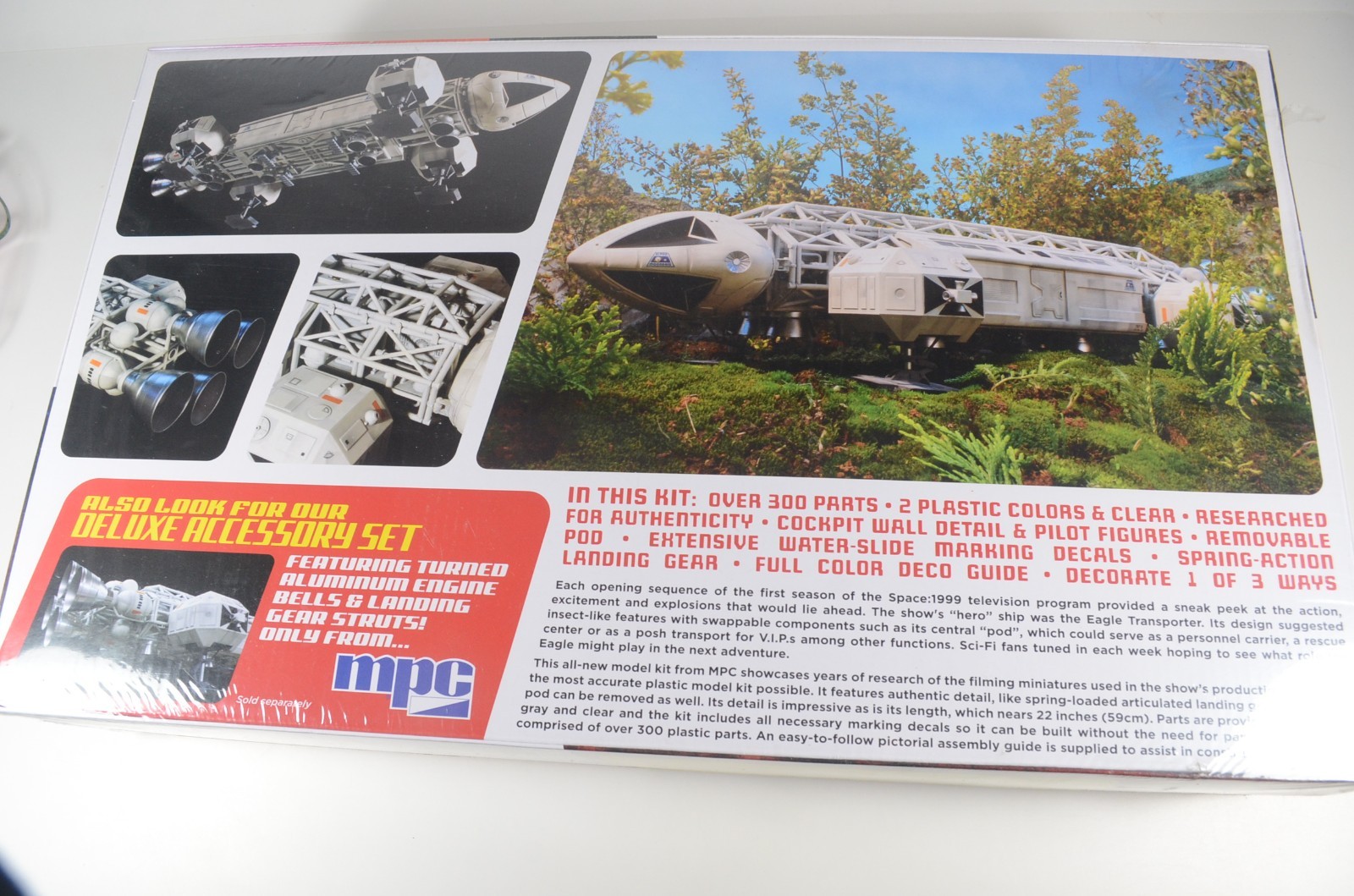MPC Space: 1999 Eagle Transporter Model Kit - MPC825/06 - Sealed