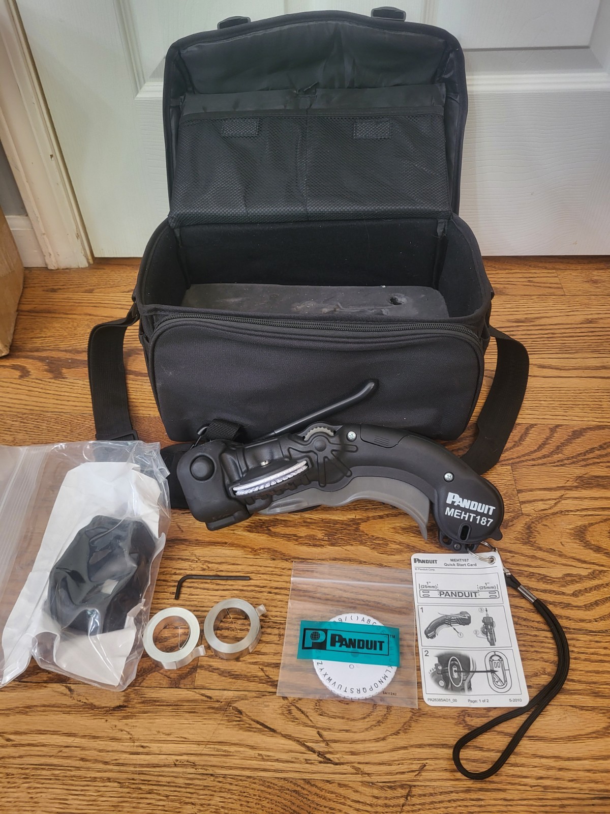 Panduit MEHT187 Embossing Hand Tool READ!!!