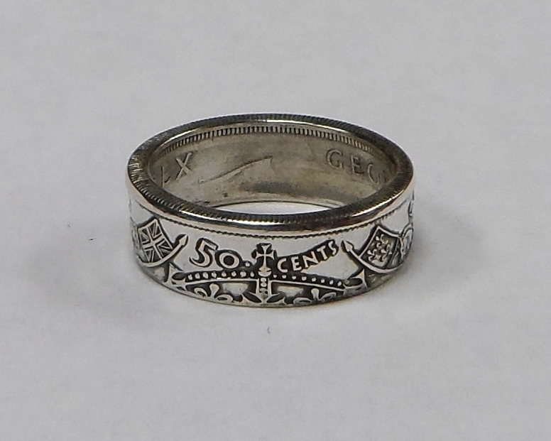 CANADA  COIN RING MADE FROM SILVER CANADIAN HALF DOLLAR SIZE 7-13