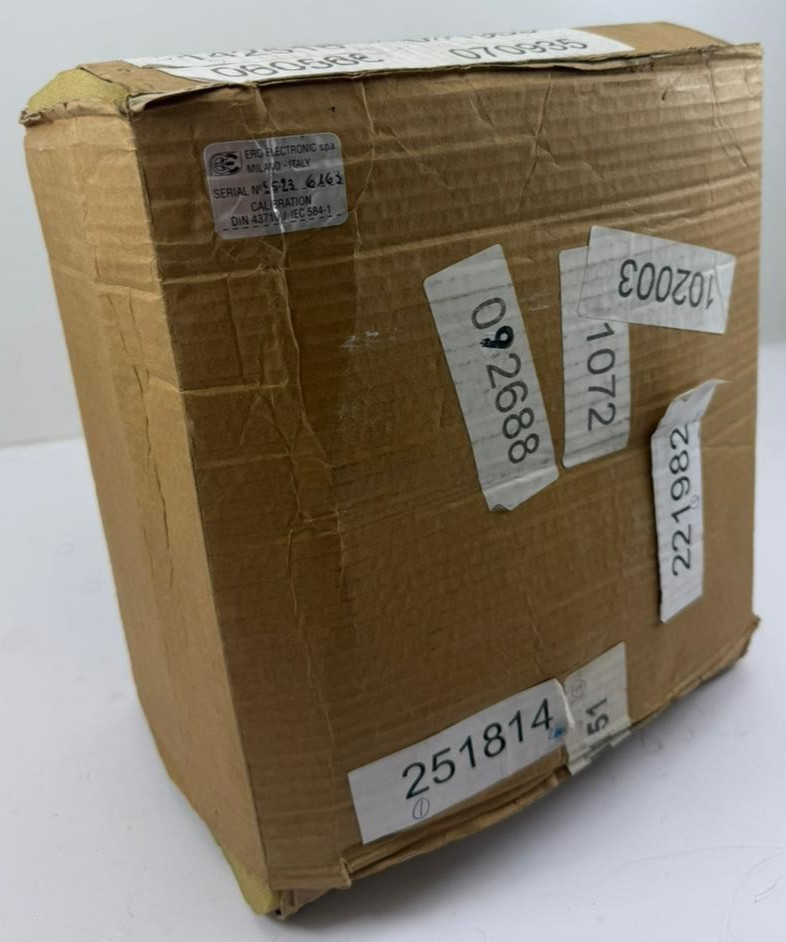 ERO Electronic Memocal 81B PORTABLE PROCESS CALIBRATOR SIMULATOR
