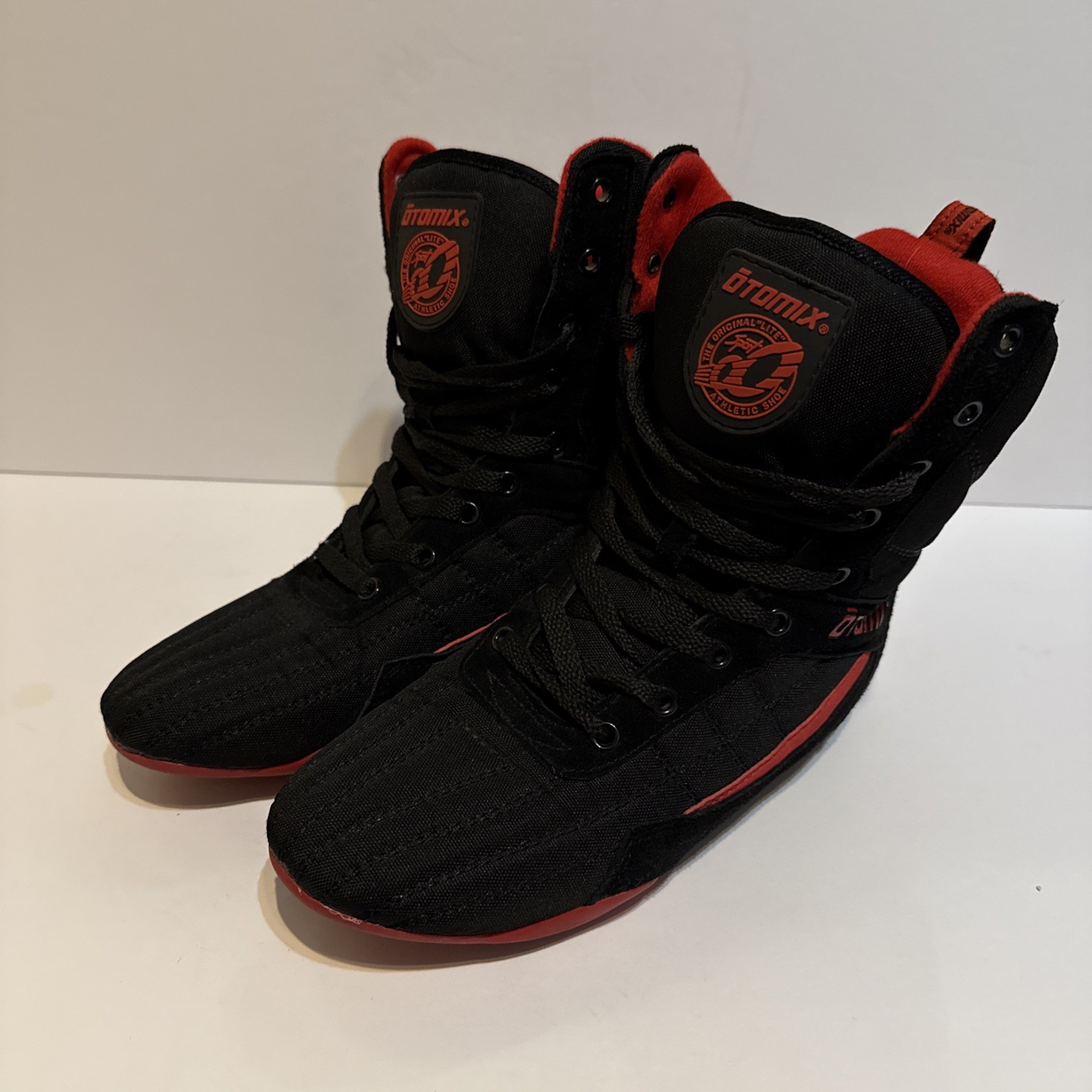 Otomix Bodybuilding Wrestling Weightlifting MMA Shoes Black Red Men 6.5 F 8