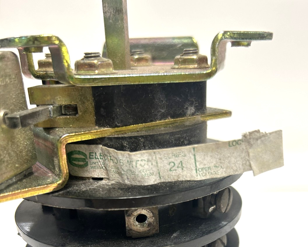 ELECTROSWITCH SERIES 24 ROTARY CONTROL SWITCH 600V 20A DD2008-12C