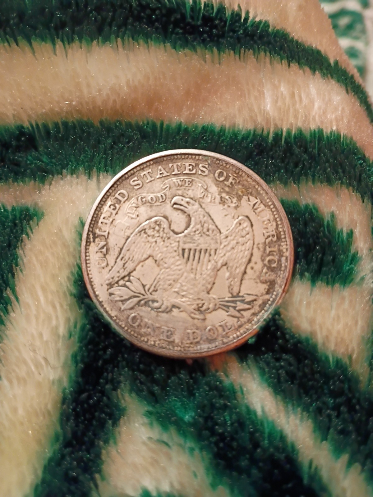 Es Una Moneda De Plata De 1 Dollar Del Año 1871 De Pura Plata Antigua