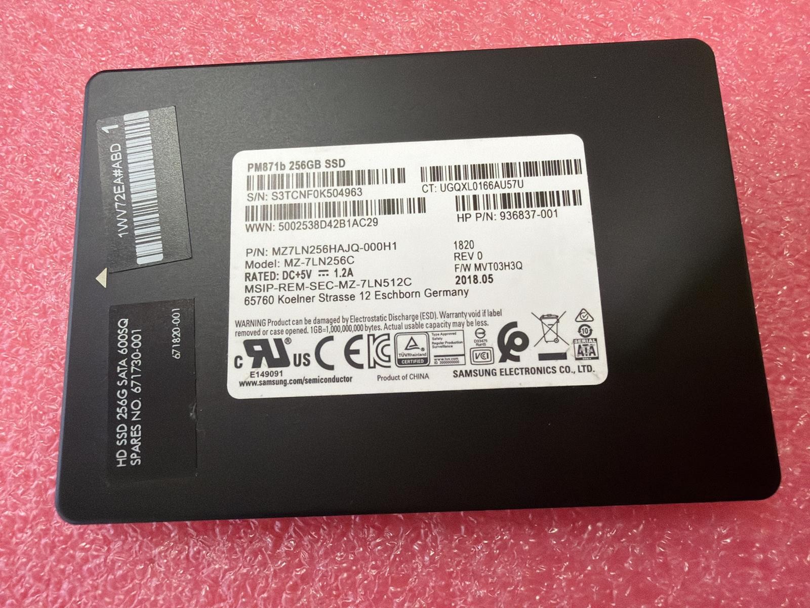 SAMSUNG MZ7LN256HAJQ-000H1 PM871b 256GB 2.5 SATA SSD