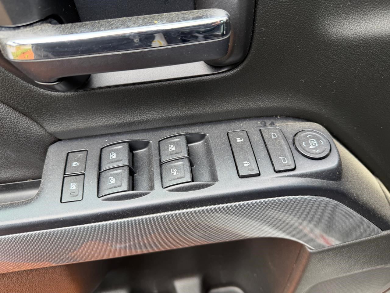 SILVRDO15 2018 Fuel Vapor Canister 104967150