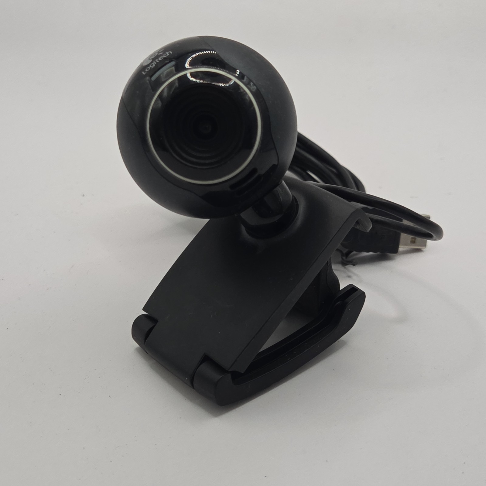 Logitech Webcam with Microphone Web Camera V-UCU56 PN860-000095