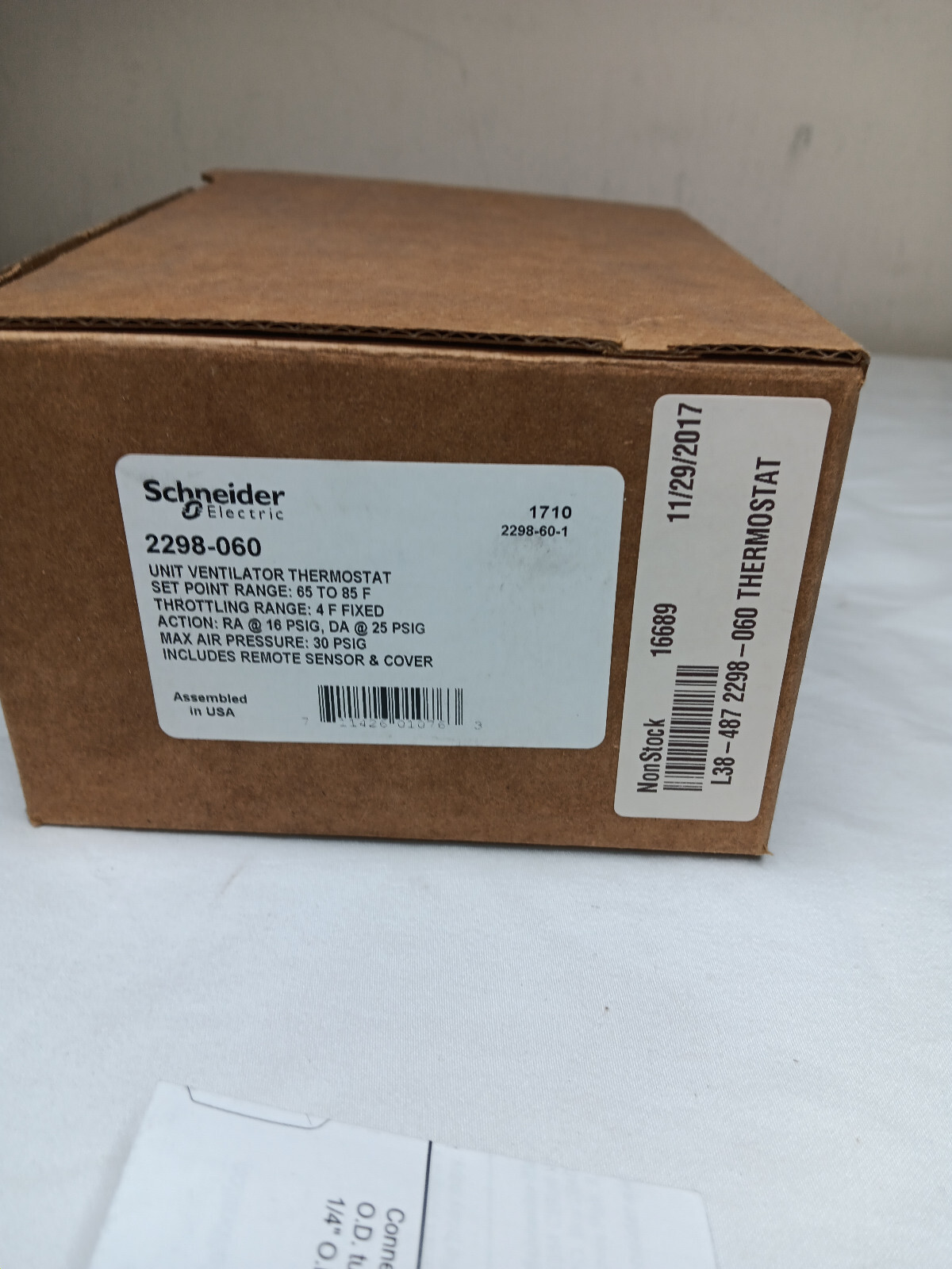 Schneider Electric 2298-060 Unit Ventilator Thermostat