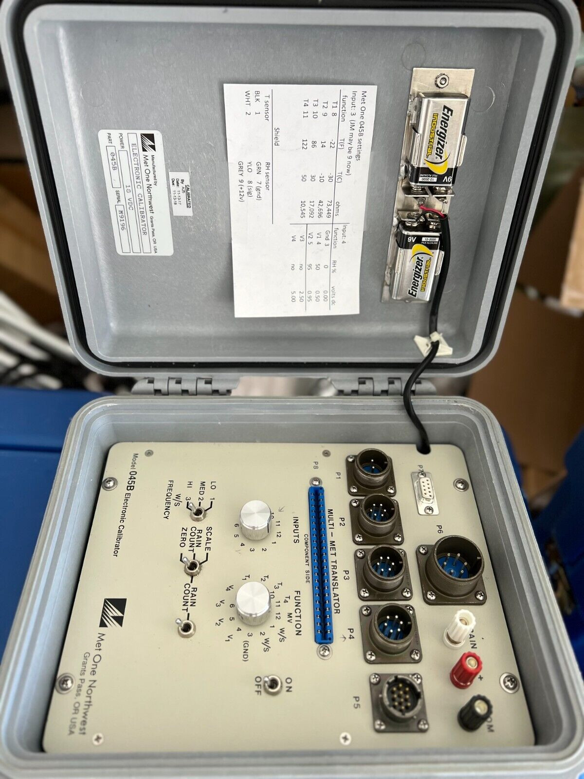 Met One 045B Electronic Calibrator / Simulator
