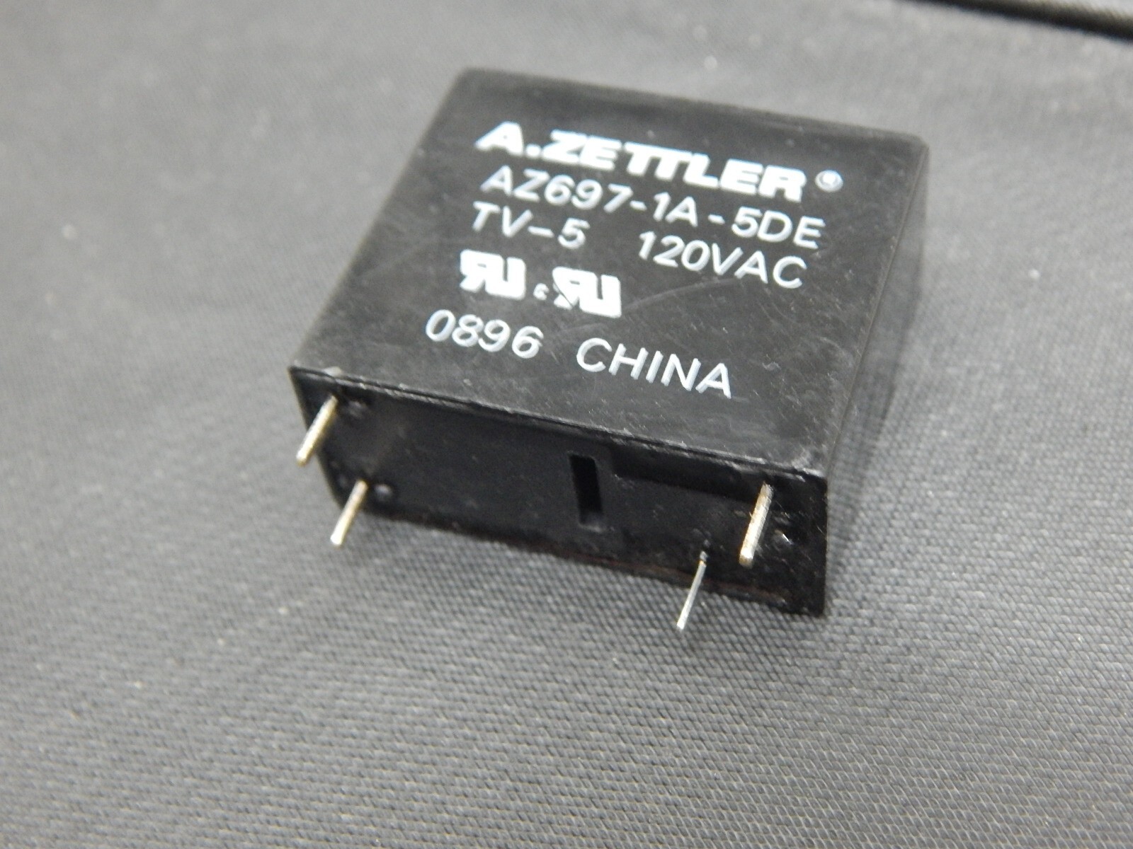 AMERICAN ZETTLER AZ697-1A-5DE RELAY - USA SELLER FAST SHIPPING