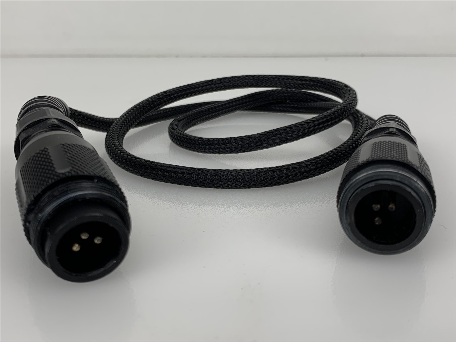 BIGBLUE Interconnect Cable M12x1.5 3-Pin MG12A
