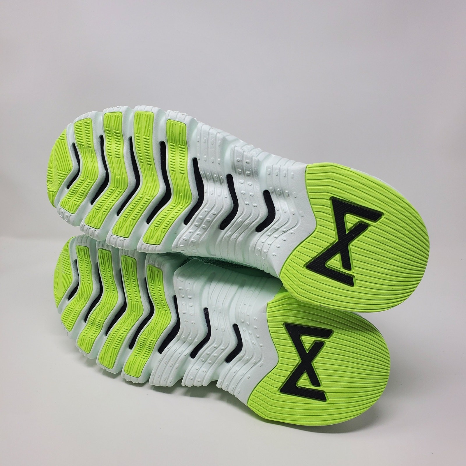 Nike Free Metcon 4 Mint Foam Men's Size 11.5 Barely Green CT3886-300