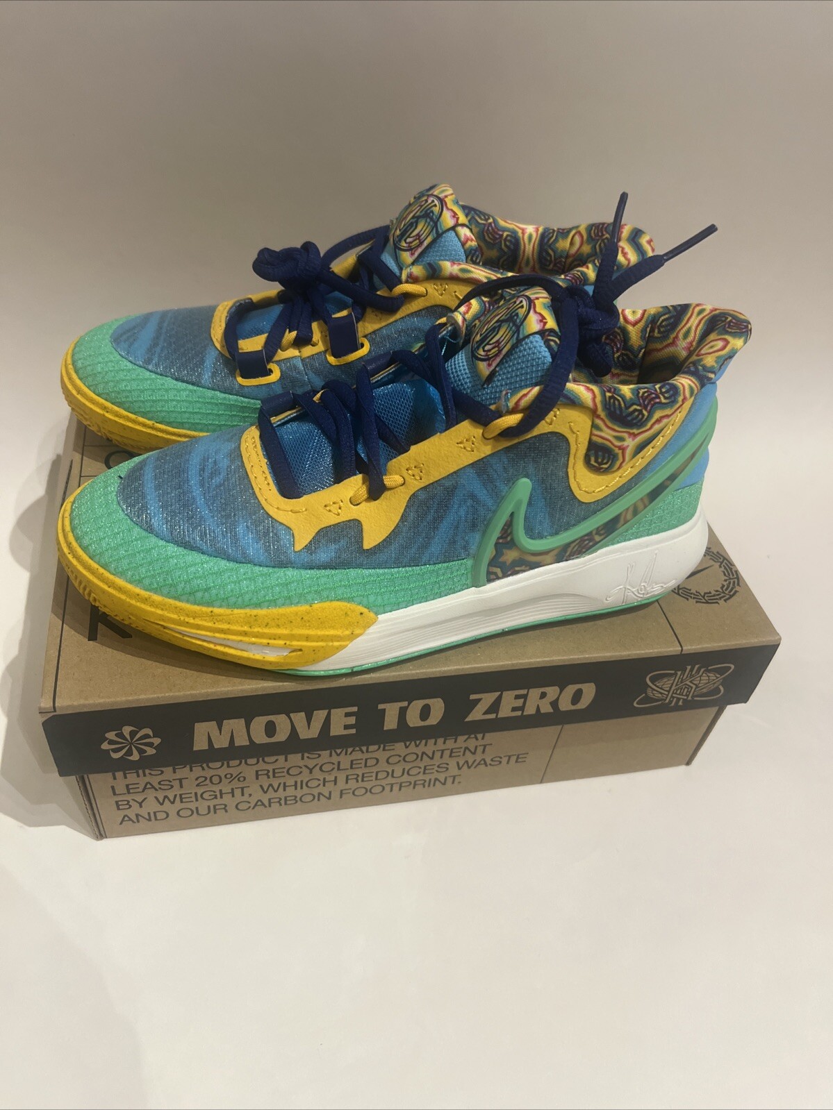 Nike -  Kyrie 8 Athletic Shoe Multi-Color/Baltic Blue Youth Size 4.5 DV3018-400