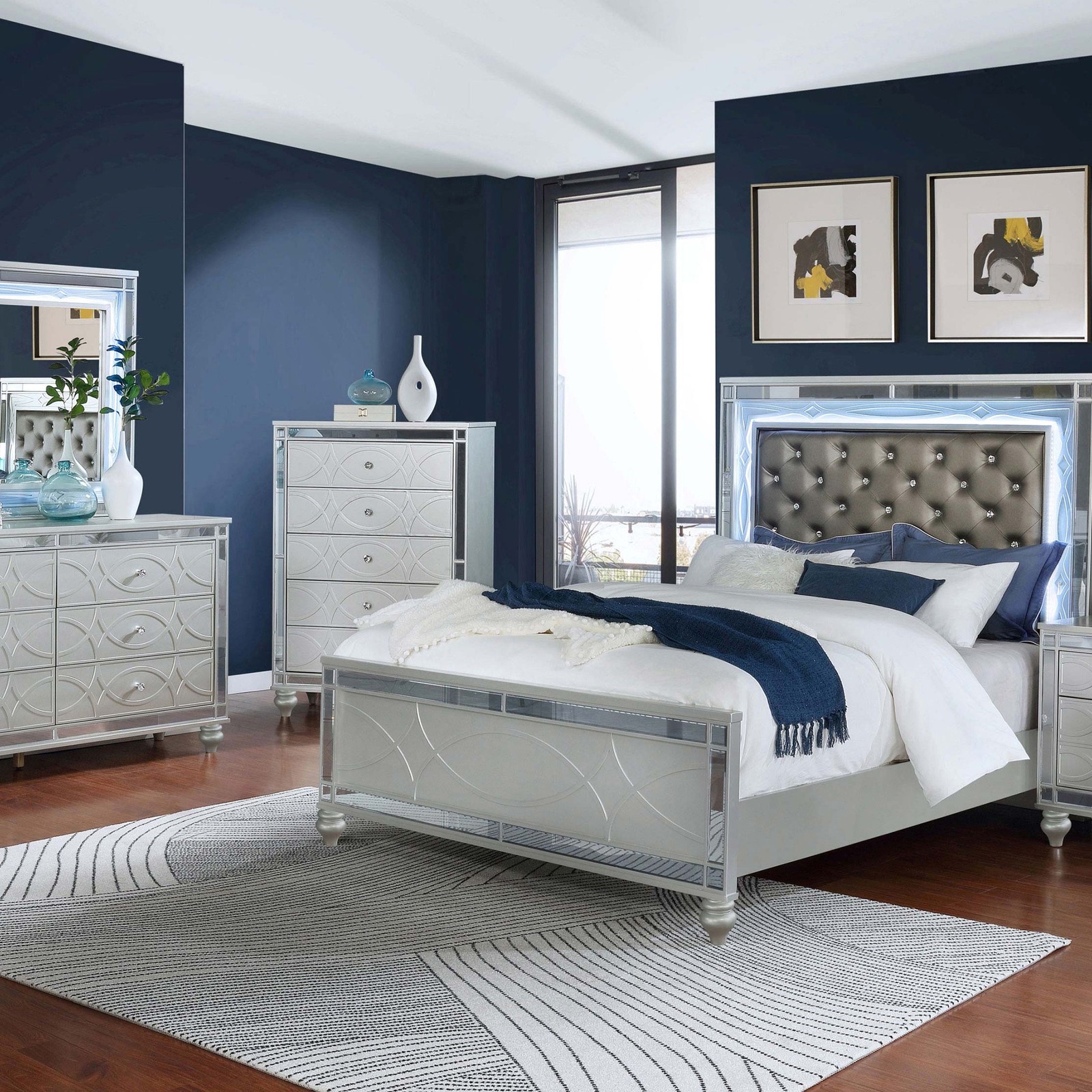 Silver Metallic 2-drawer Nightstand
