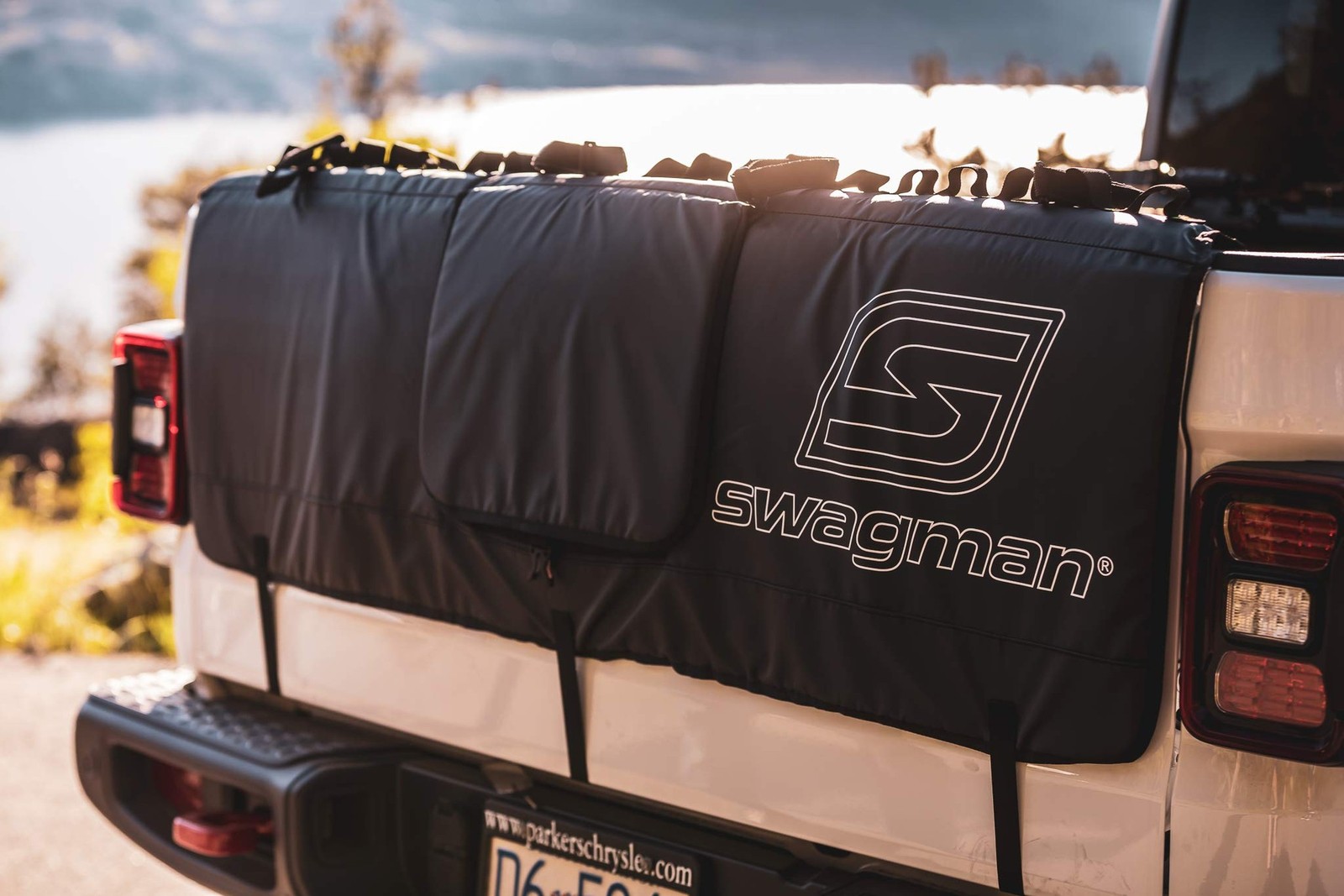 Swagman TAILWHIP Tailgate Pad - Mid Size