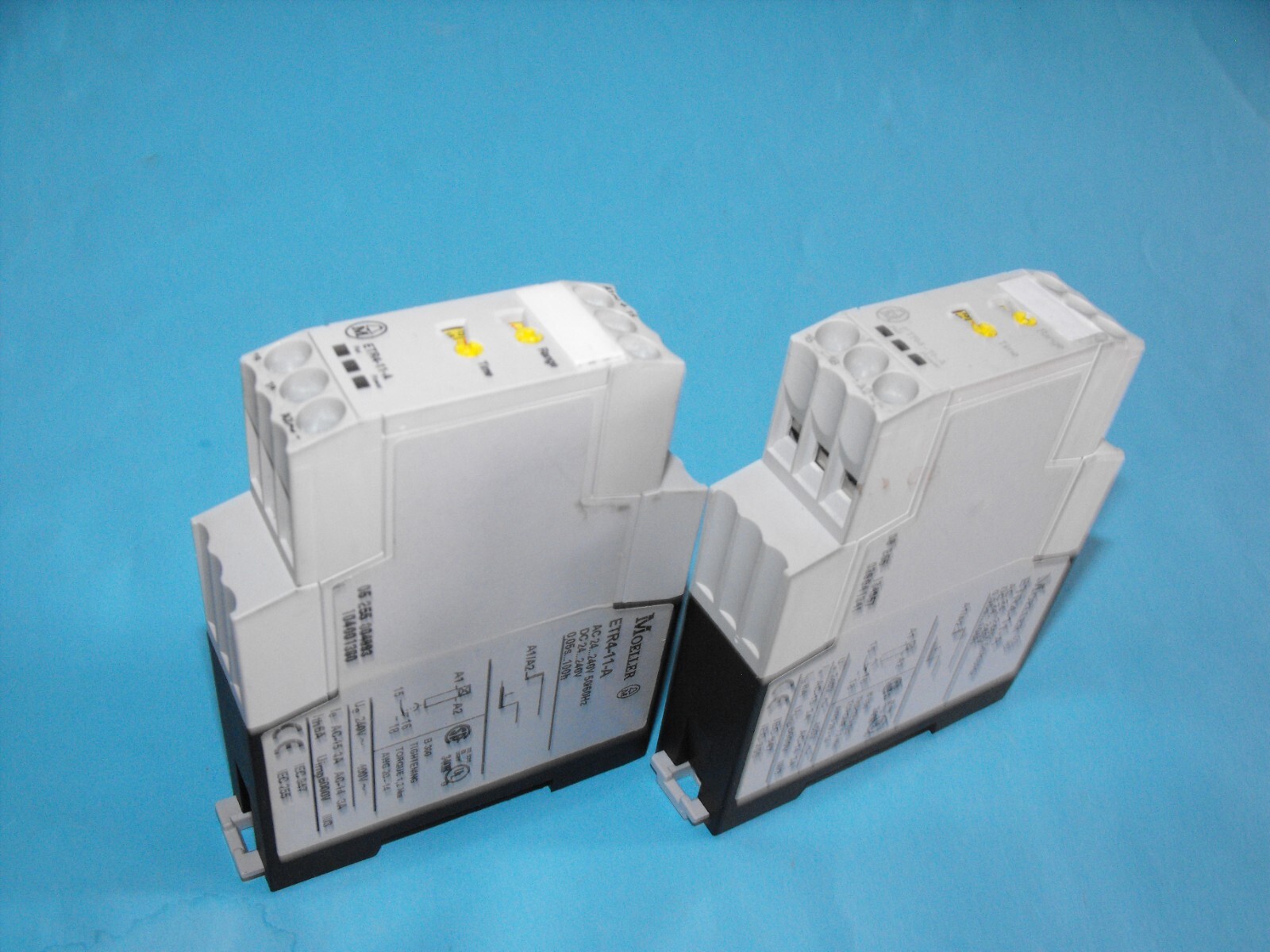 Klöckner Moeller ETR4-11-A.time relay response delay 0.05s-100h.(LOT2PCS).USED