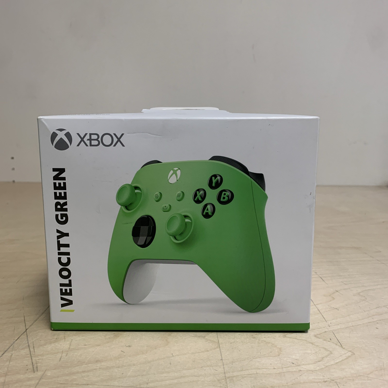 Microsoft Xbox Wireless Controller Velocity Green - Wireless And Bluetooth Conne