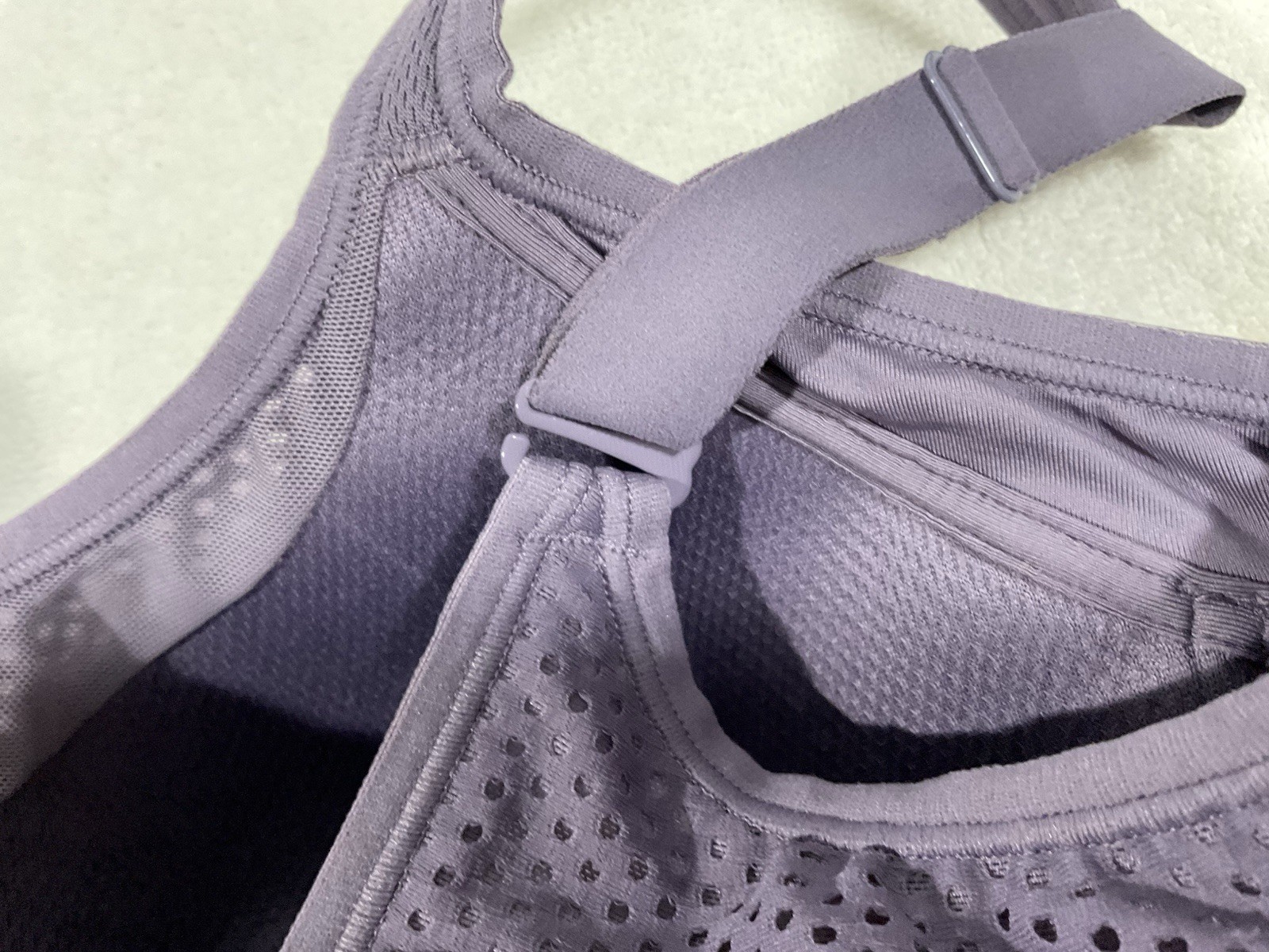Essential Bodywear Lilac Full Coverage Underwire Bra Size 36FDStyle 6115 EUC