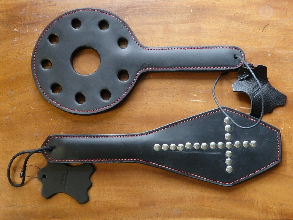 Round or Coffin Black Leather Mini Paddle GOTH GOTHIC - NEW HORSE TRAINER