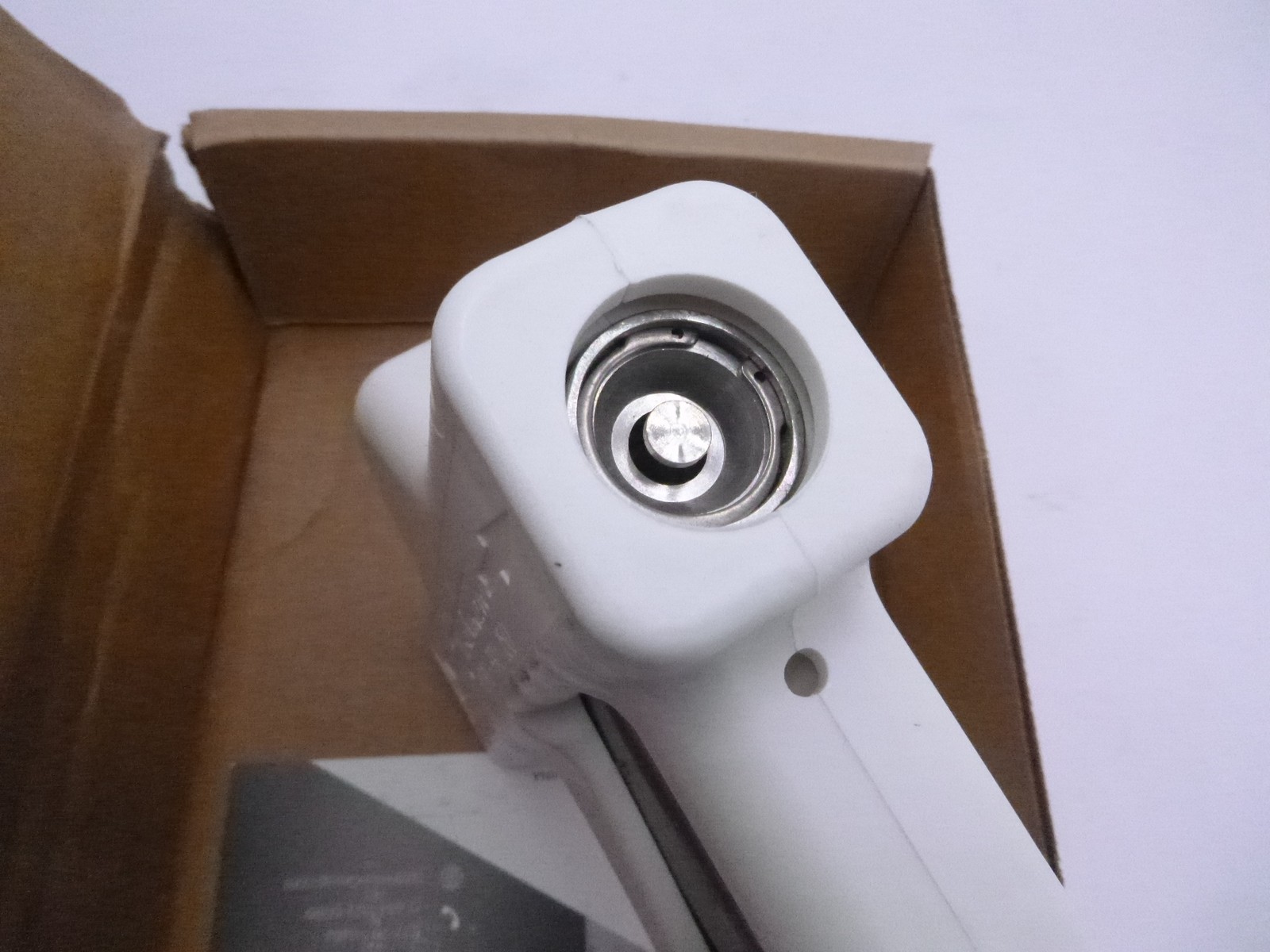 Strahman Hydro-Pro 150 White Spray Nozzle Without Adapter HP150WHITELFNL