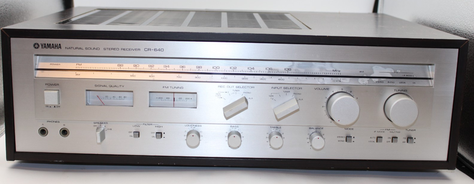 Yamaha Natural Sound CR-640 AM/FM Stereo  Receiver