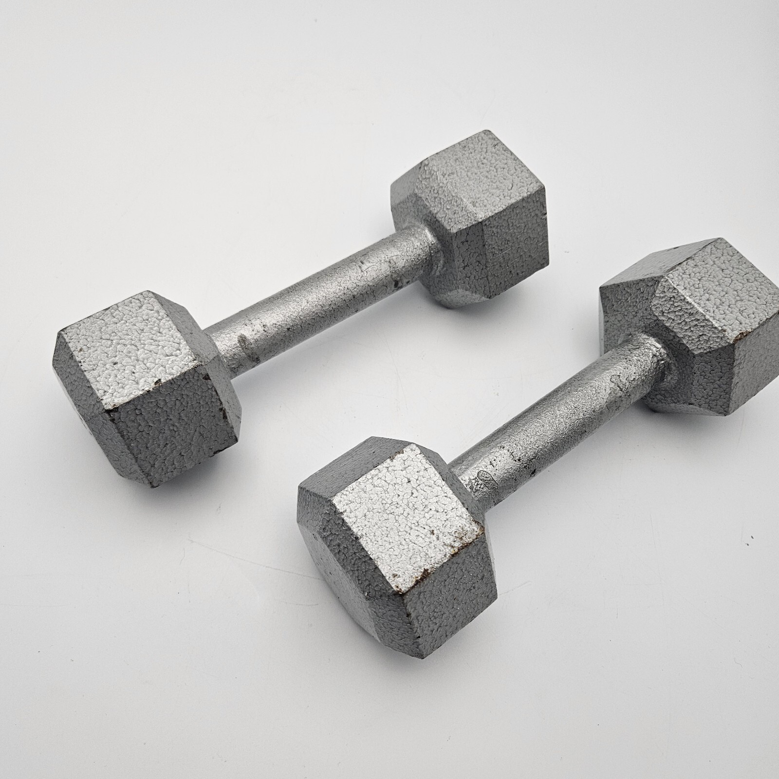 TSA 10 lb Cast Iron Hex Dumbbell - Durable Non-Roll Design for Strength Training