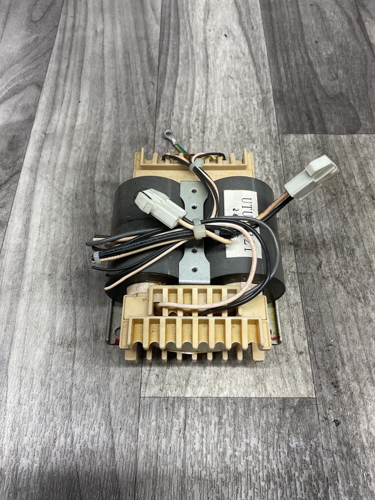 UTU 53121 Transformer UTU53121 #4018B145PR3
