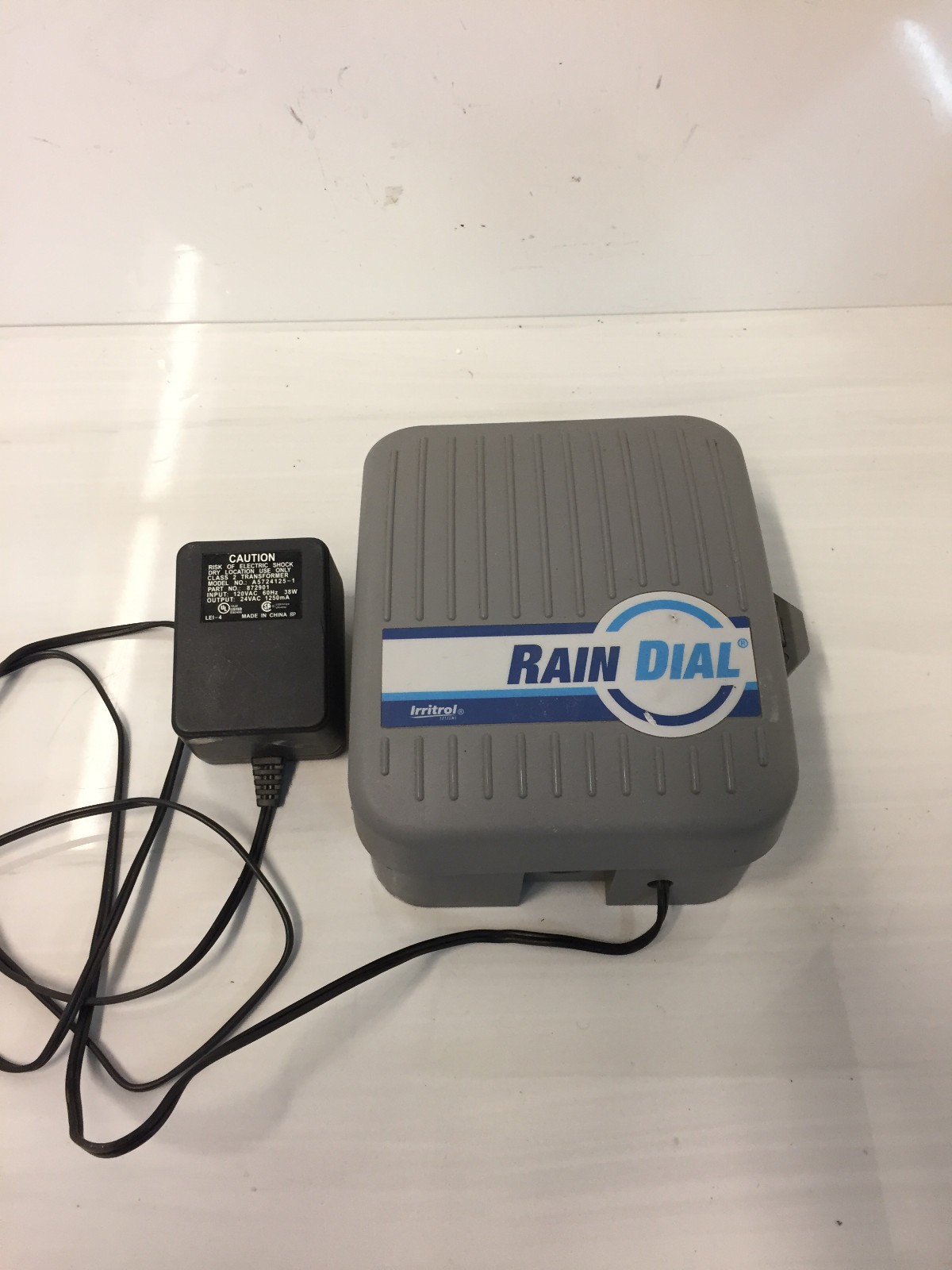 Irritrol Rain Dial RD-600 Sprinkler Timer Controller 6 Station With AC Power