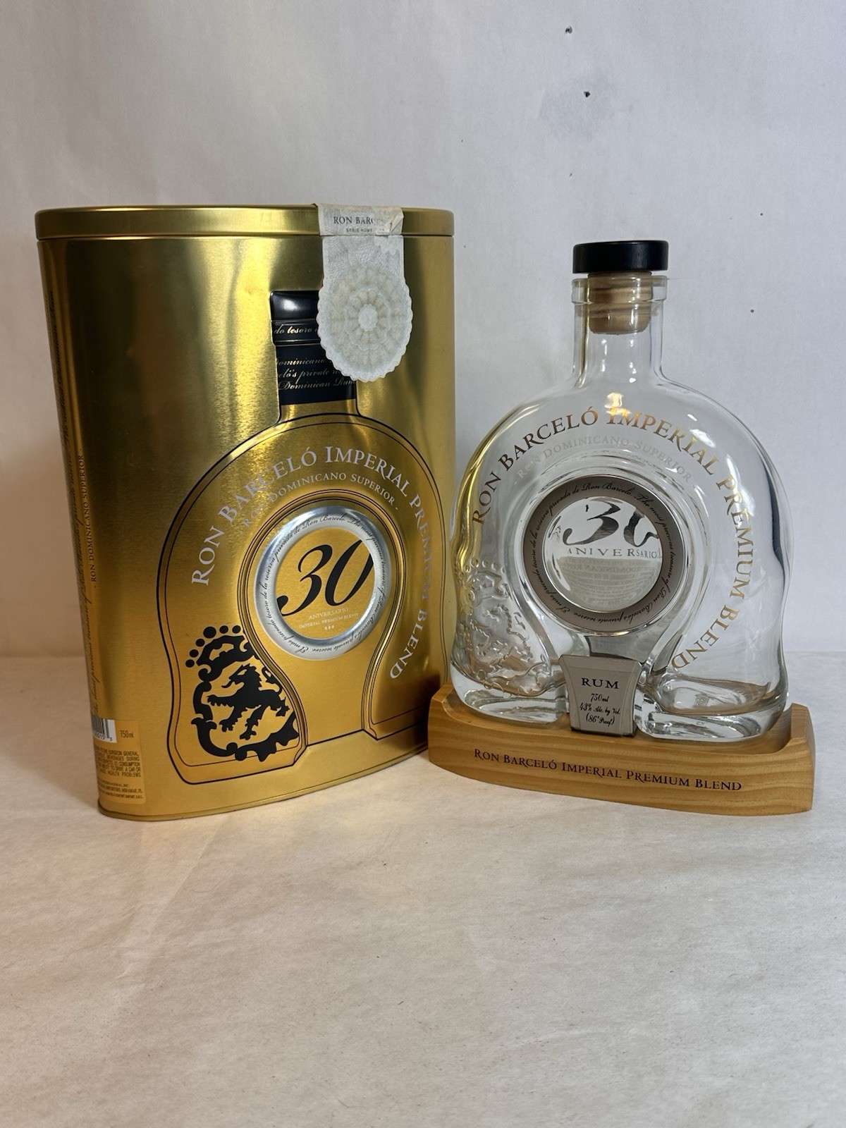 Ron Barceló 30th Aniversario Imperial Premium Blend 750ml Tin Stand EMPTY BOTTLE