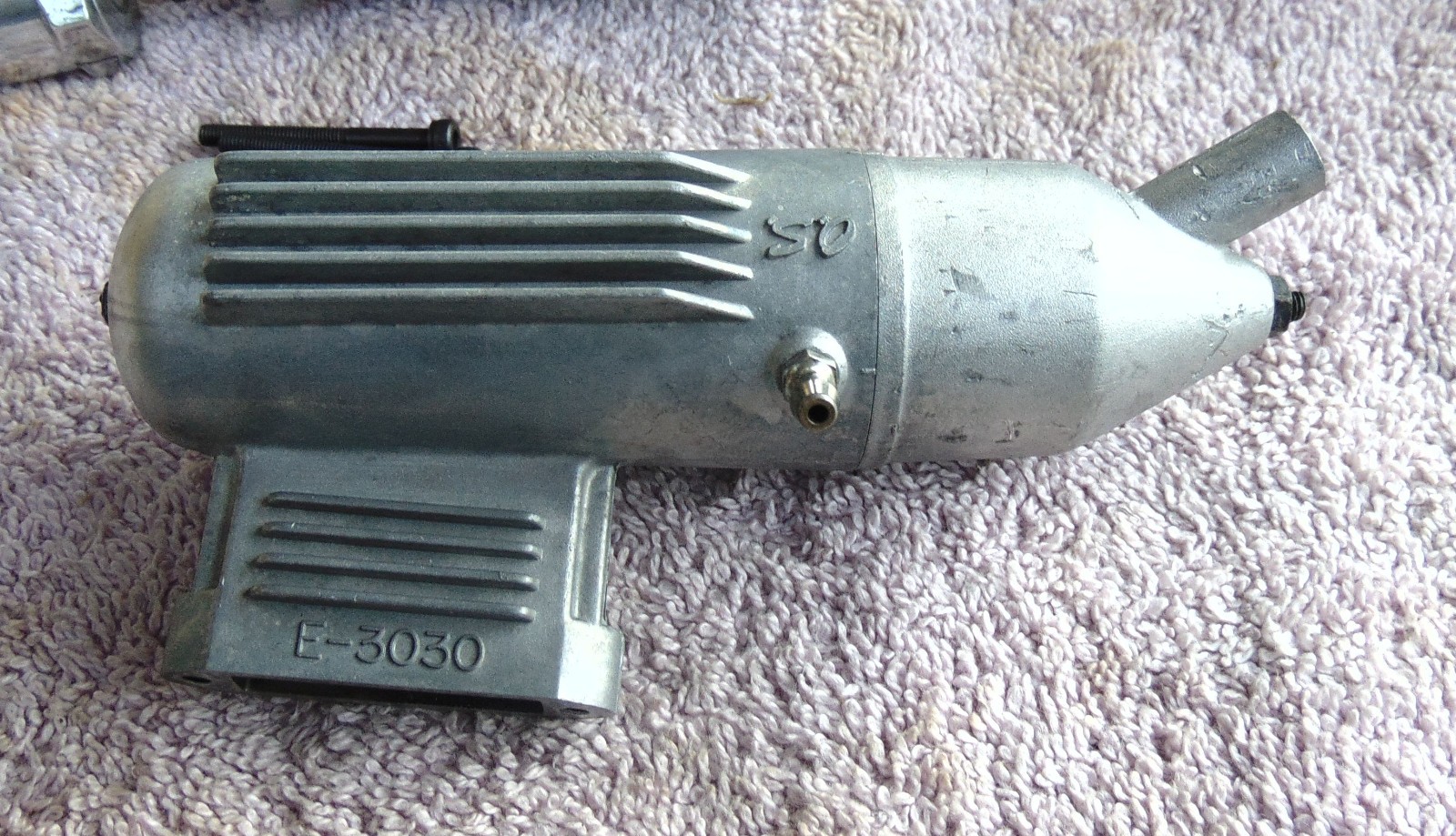 OS LA 40 RC Model Airplane Engine, cleaned, ex compression