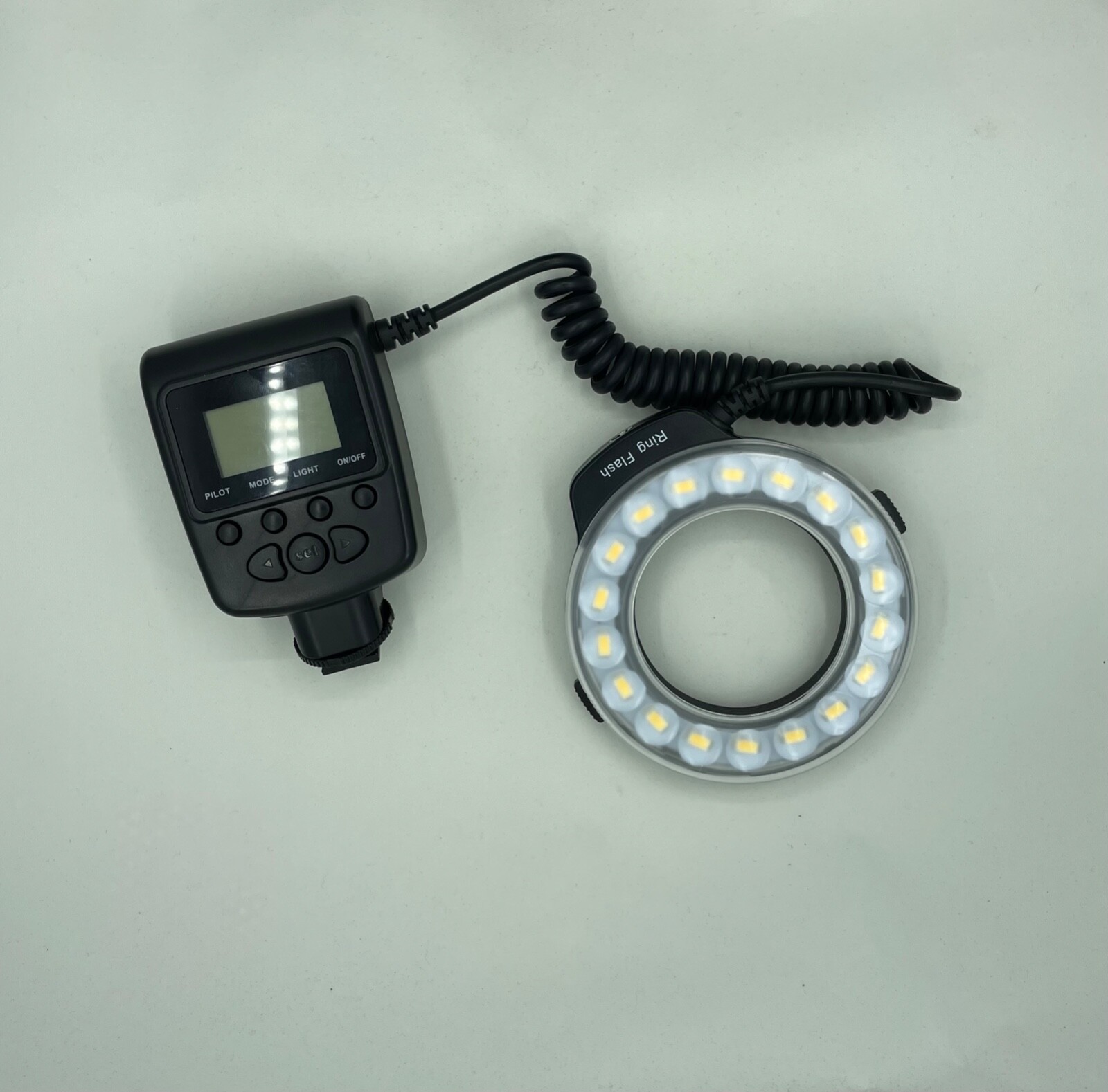 Promaster RL-100 Ring Flash & Accessories - BG. Excellent condition.