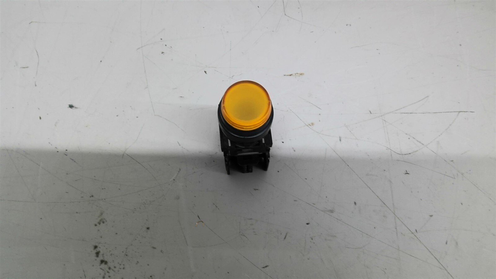 Square D 9001-DFSN Push Button Switch Amber