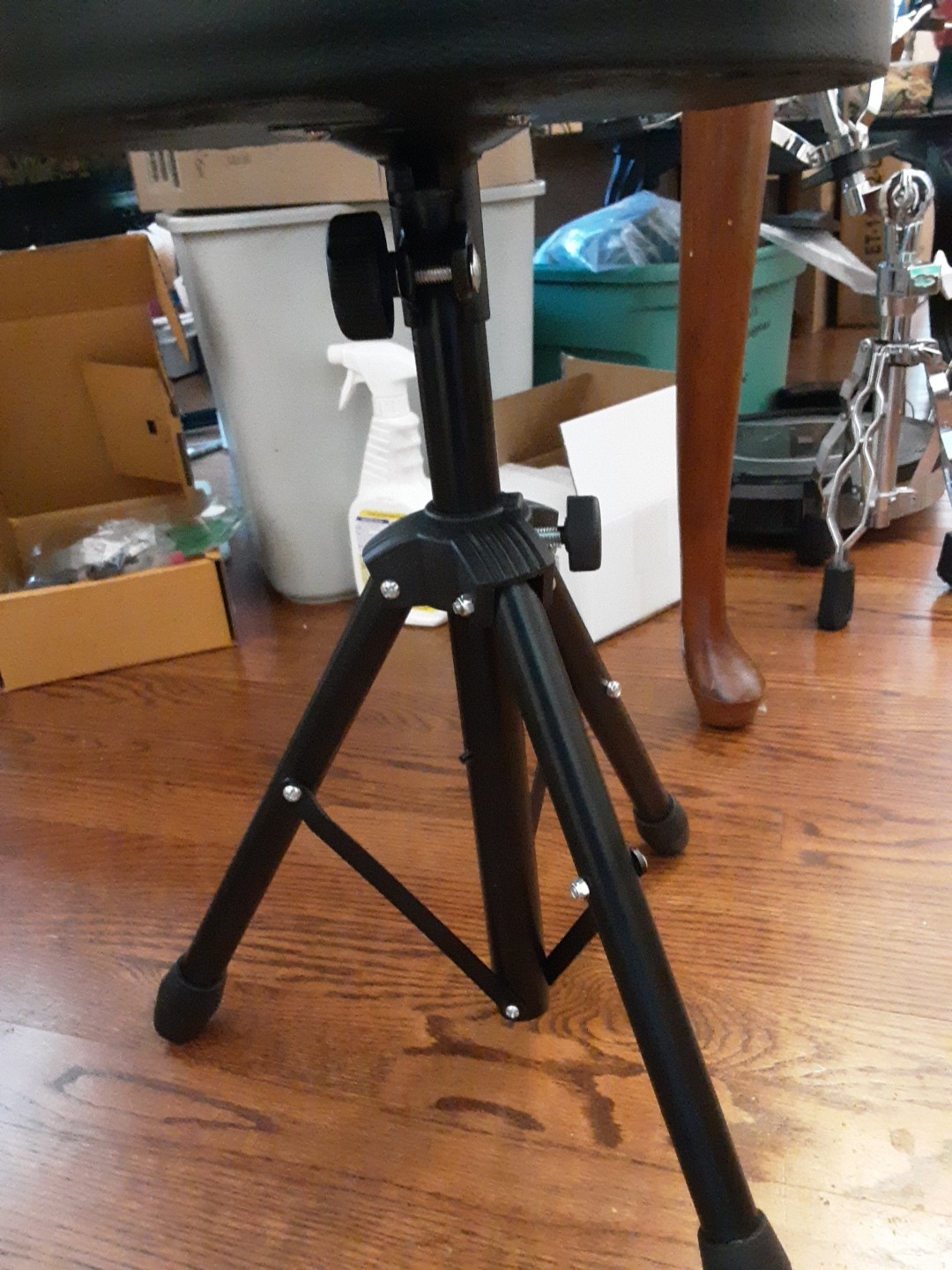 Universal Drum Padded Seat Adjustable Height 20 Inch