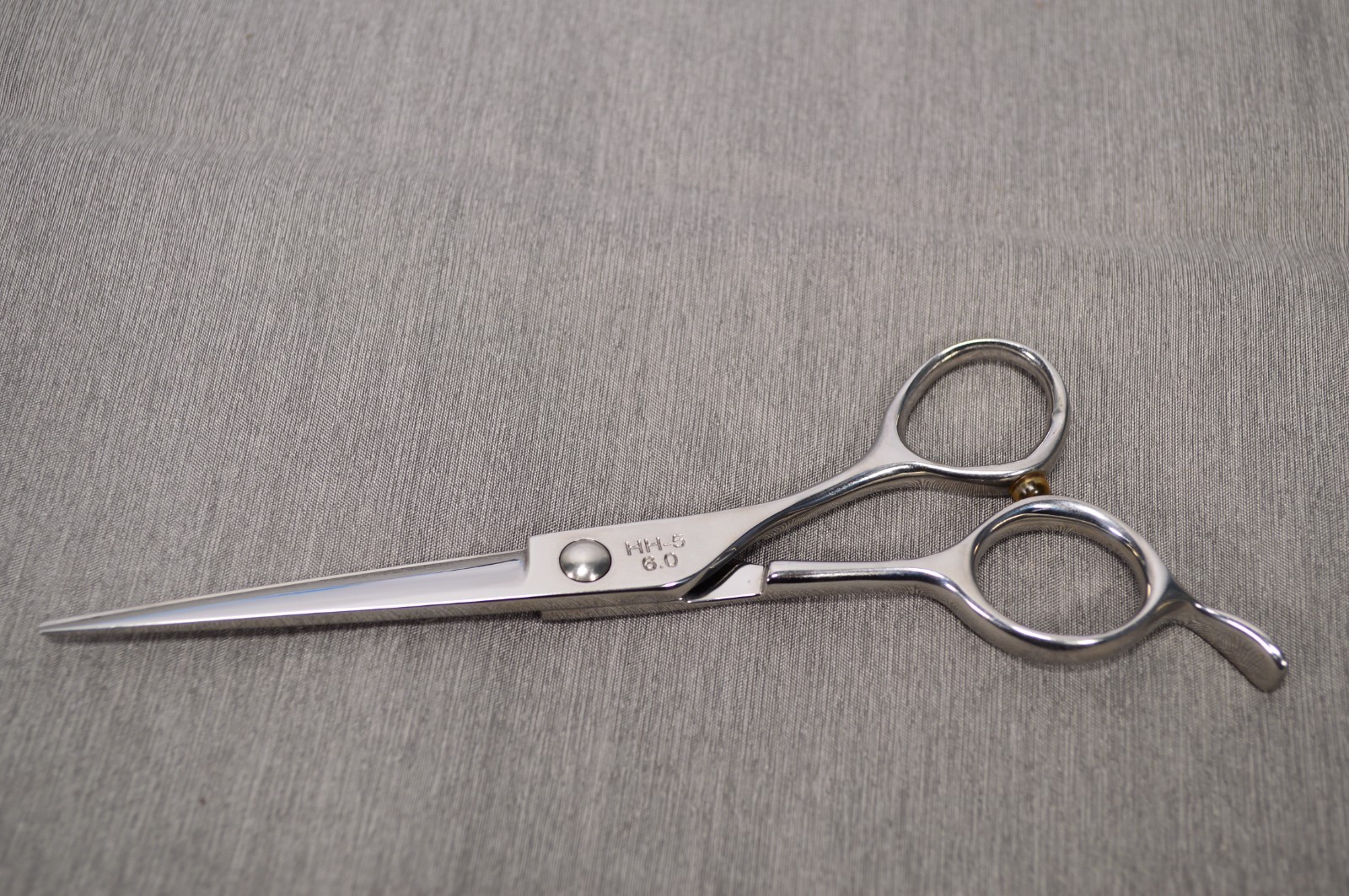 NEW Hattori Hanzo Hair Cutting Shears RH HH-5 6.0