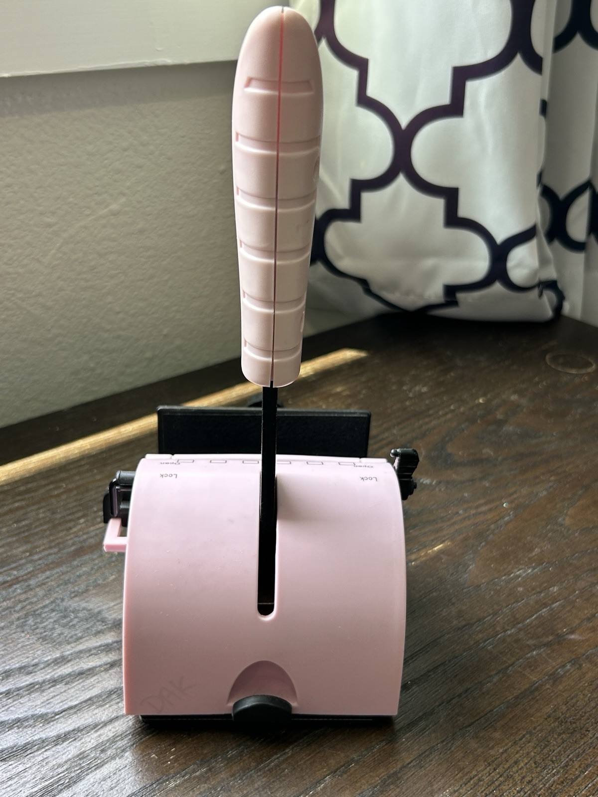 Zutter Bind It All V2.0 Pink Scrapbooking Spiral Binding Machine Used