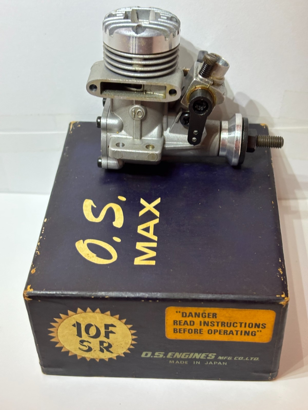 O.S. Max 10F SR model 1107 rc aircraft engine, RARE NIB
