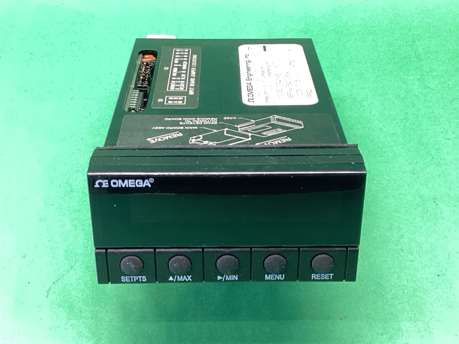 OMEGA DP41-E-07 Strain Gauge Temperature Process Display 1/8 DIN - UNTESTED
