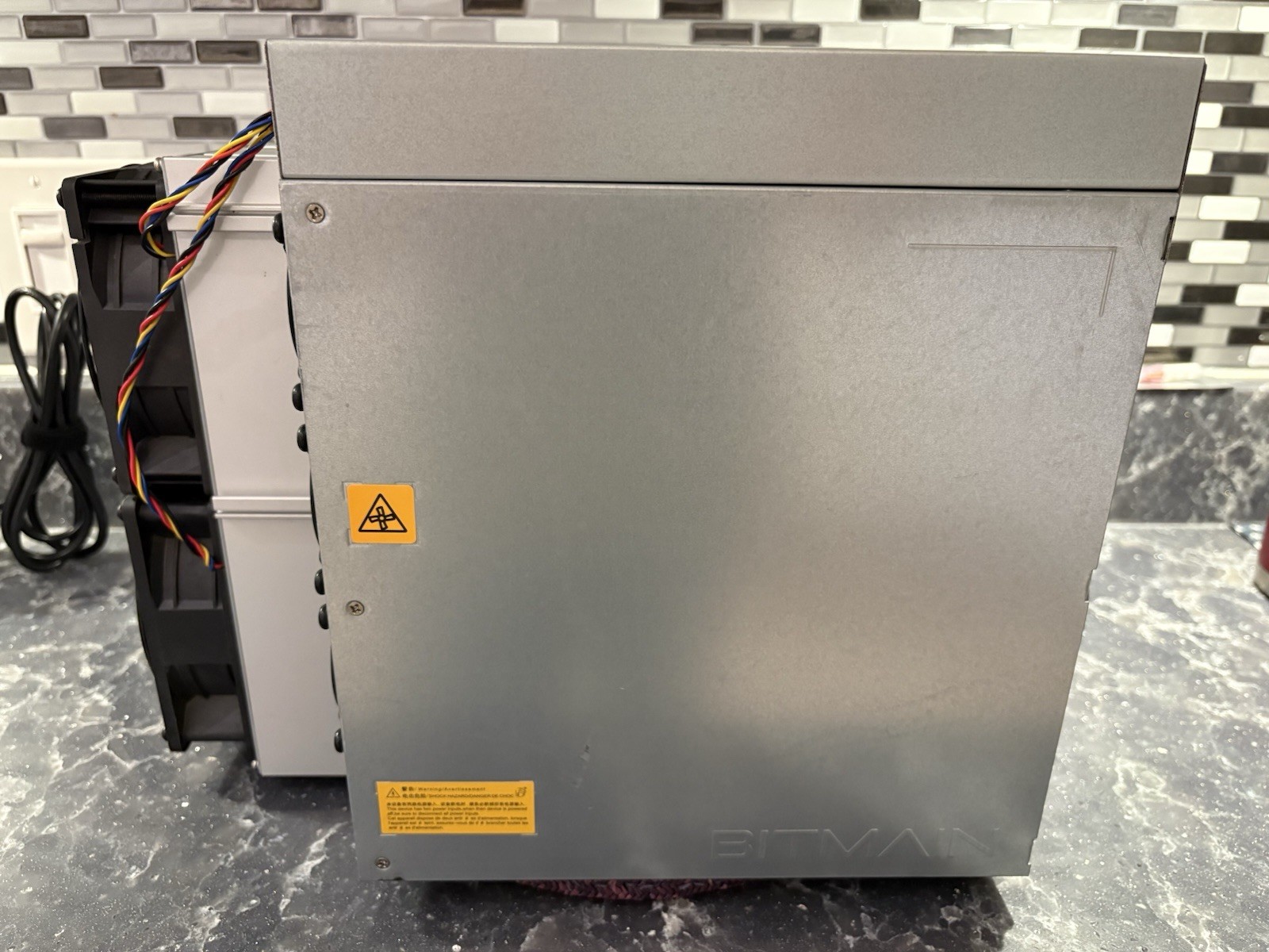 Bitmain Antminer S19k Pro 120th 2760W BTC ASIC Miner