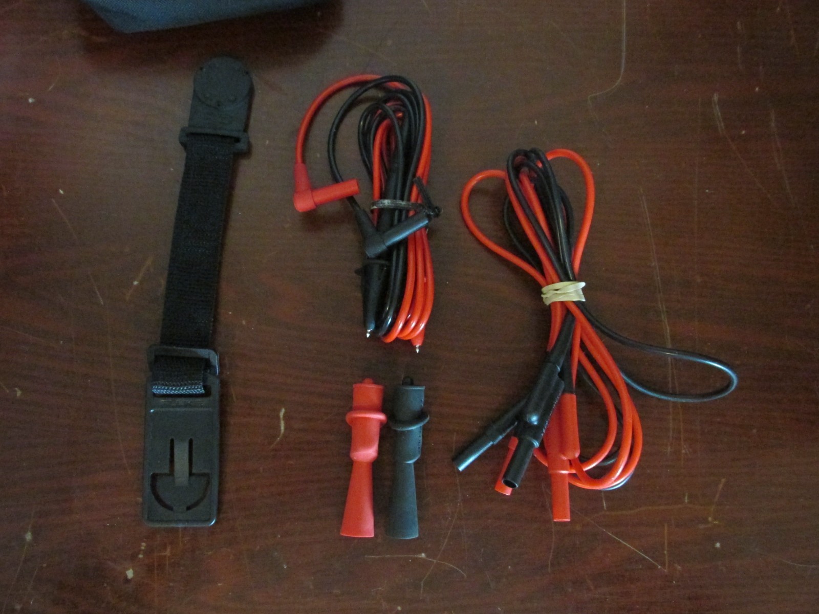 Fluke 724 Temperature Calibrator **TESTED to Fluke Performance Verification**