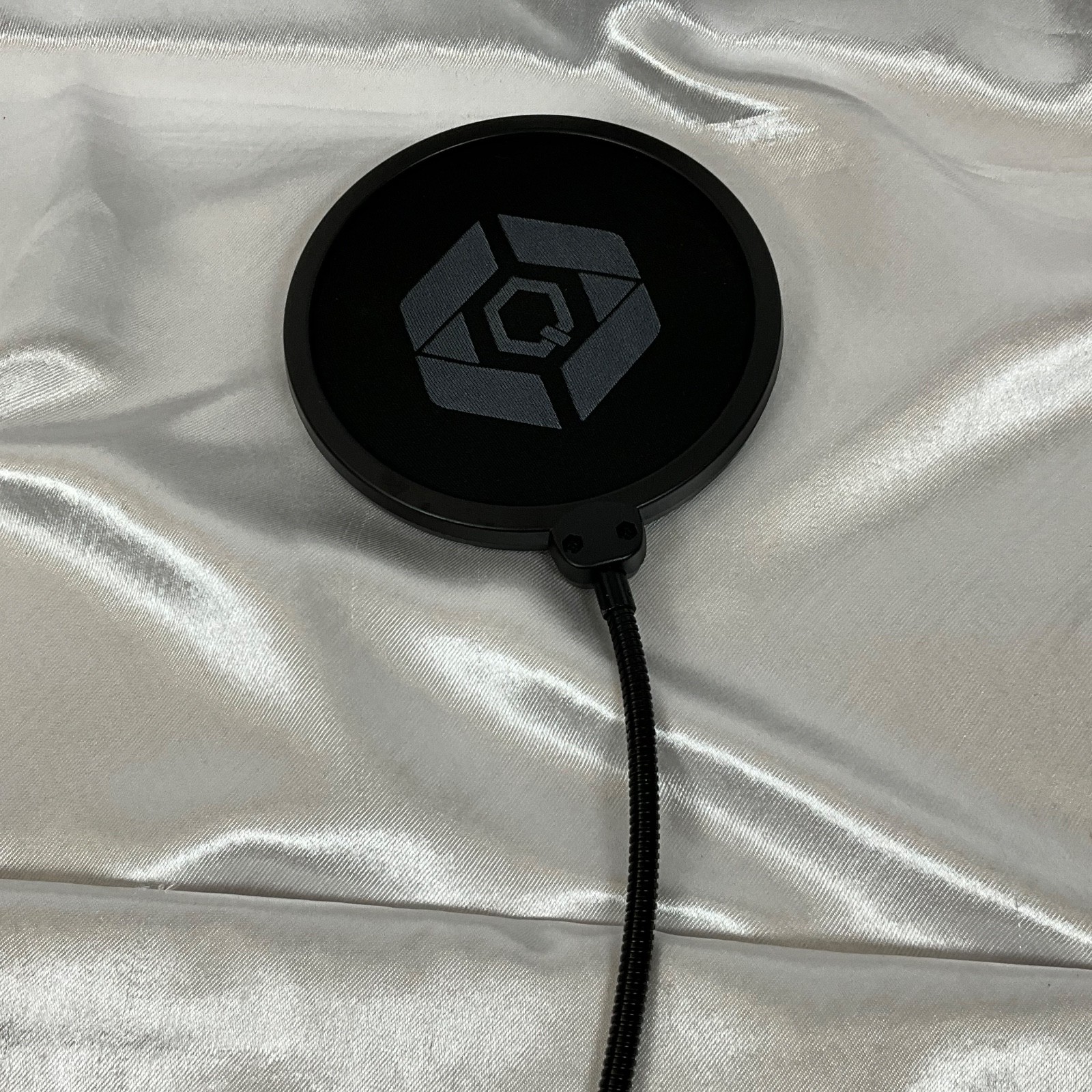Studio Mic Pop Filter w/ Gooseneck Clamp | Noise Reduction Recording Shield