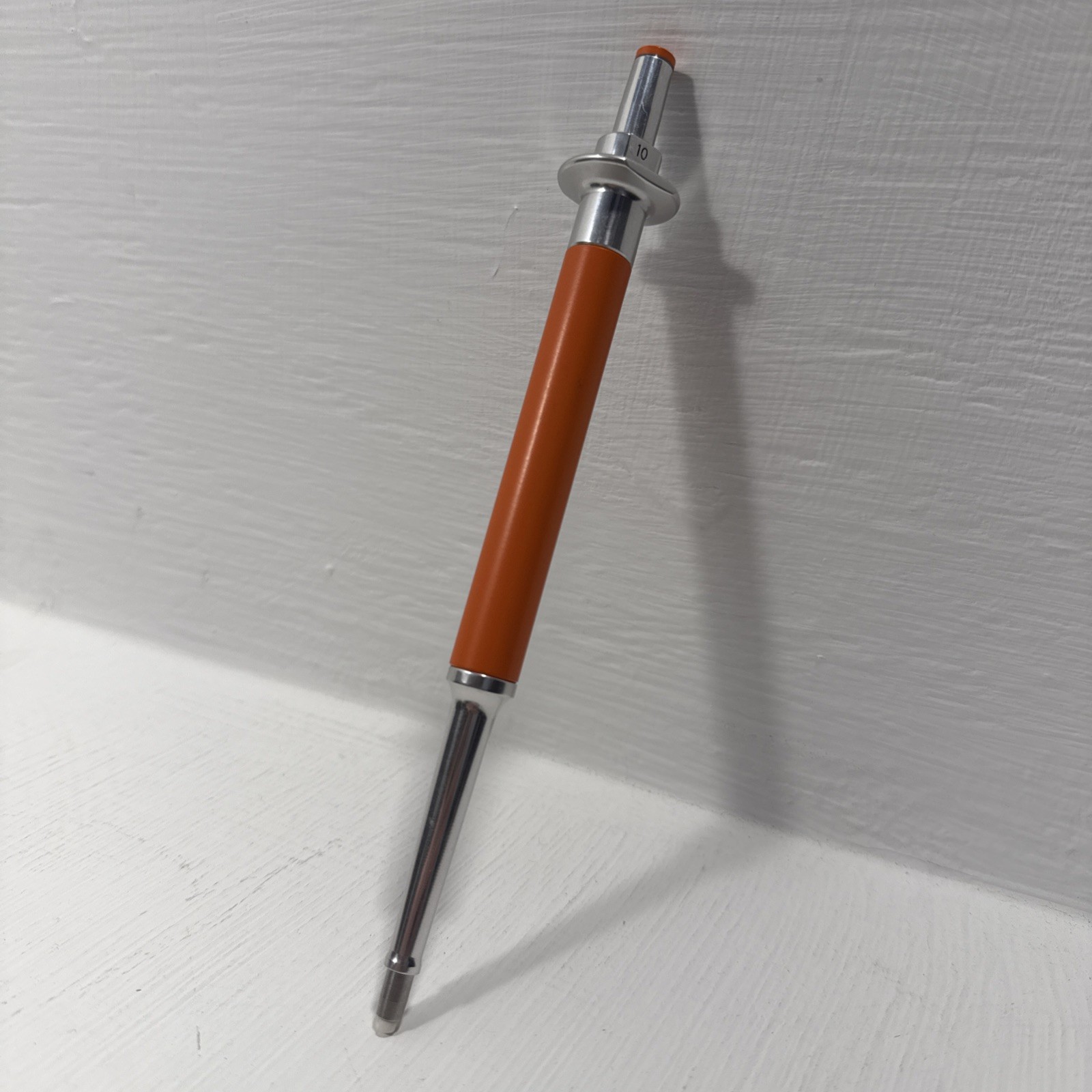 MLA D-Tipper 10uL Pipette Orange Precision: 2.60% Aluminum Stainless (PN: 1051C)