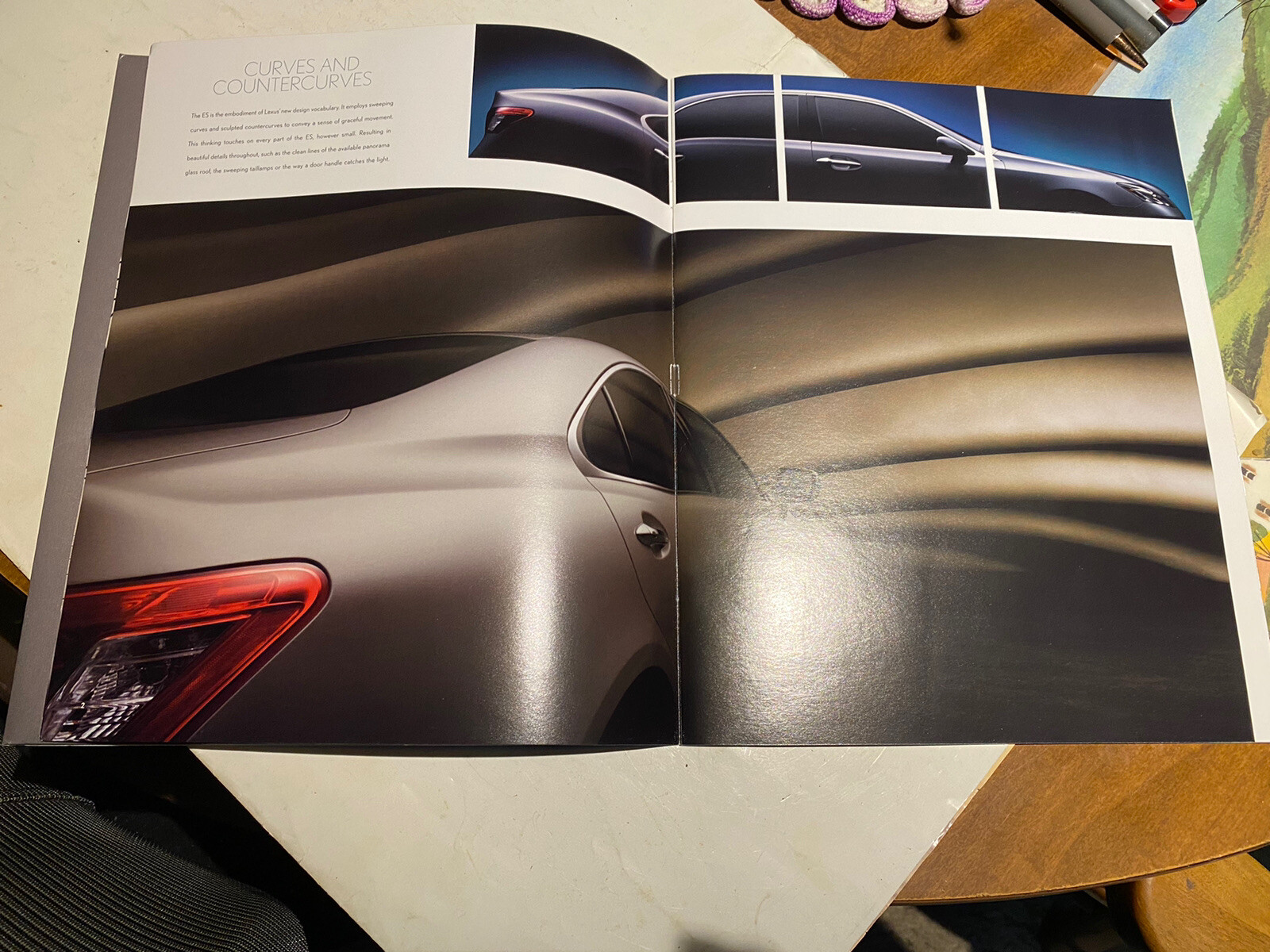 Showroom Literature For 2008 ES Lexus