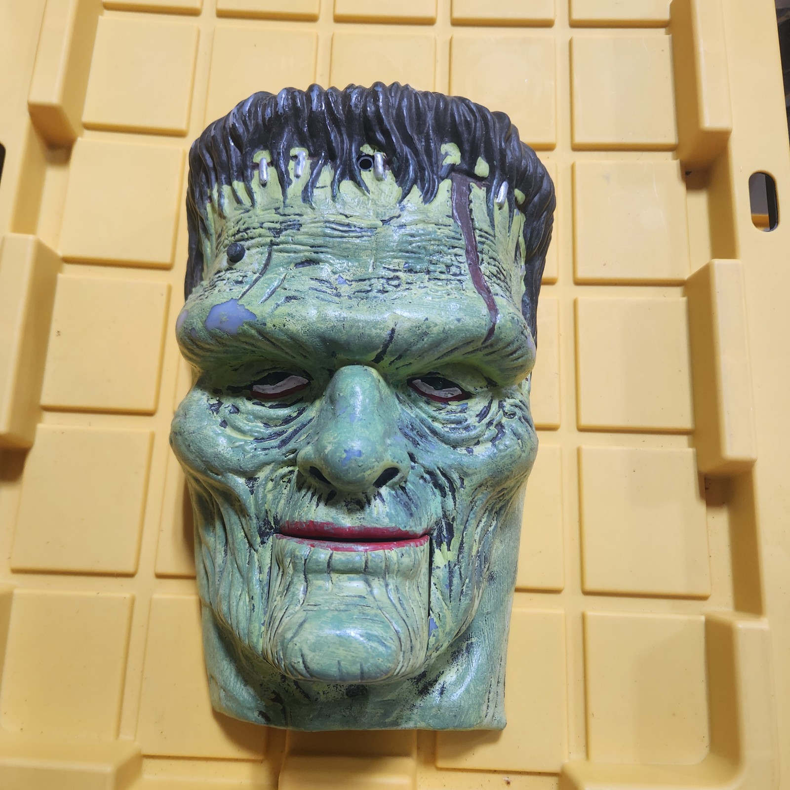 2000 Gemmy Halloween Greeter Head Frankenstein Battery Operated H69
