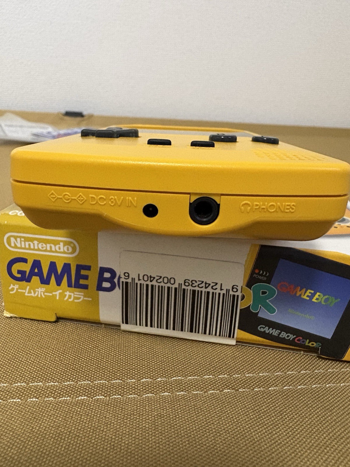 Nintendo Game Boy Color Handheld System - Yellow