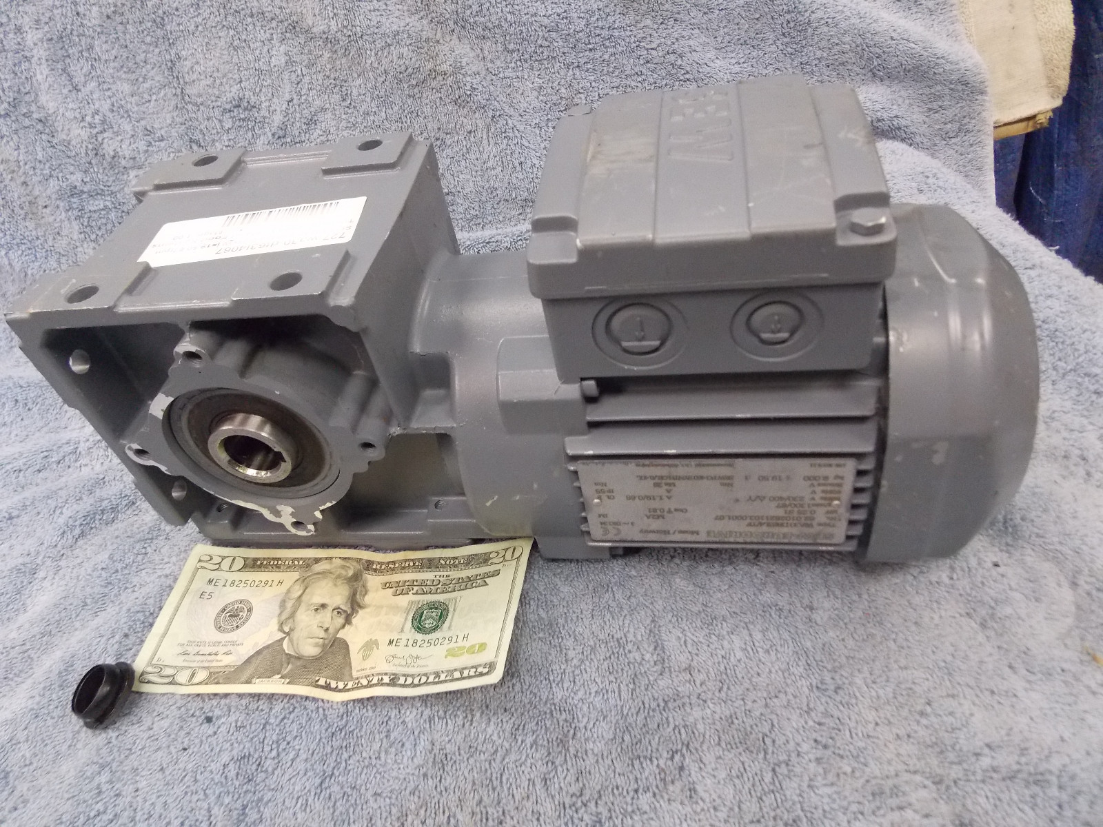 NEW SEW EURODRIVE SPEED REDUCER TYPE WA30DR63L4/TF Motor gearbox 727wa30dt314067