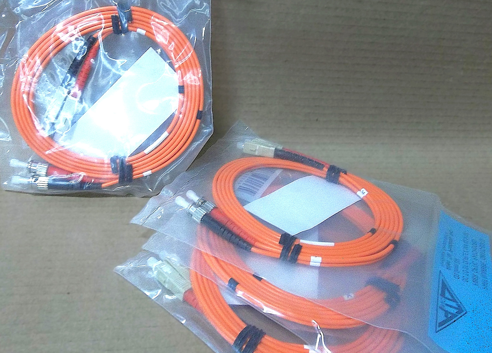 LOT OF 4 NEW ATP GBSTC-D2-02 FIBER OPTIC PATCHCORD SC-ST DUPLEX MM 62.5/125 2M