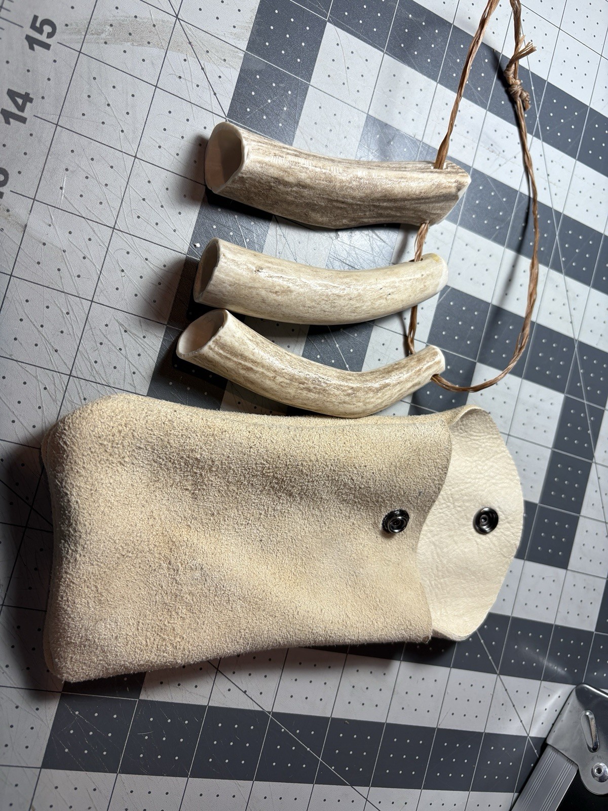 (3) Black Powder Measure Deer Antler & Deer Hide Pouch muzzleloader, Steel Shot