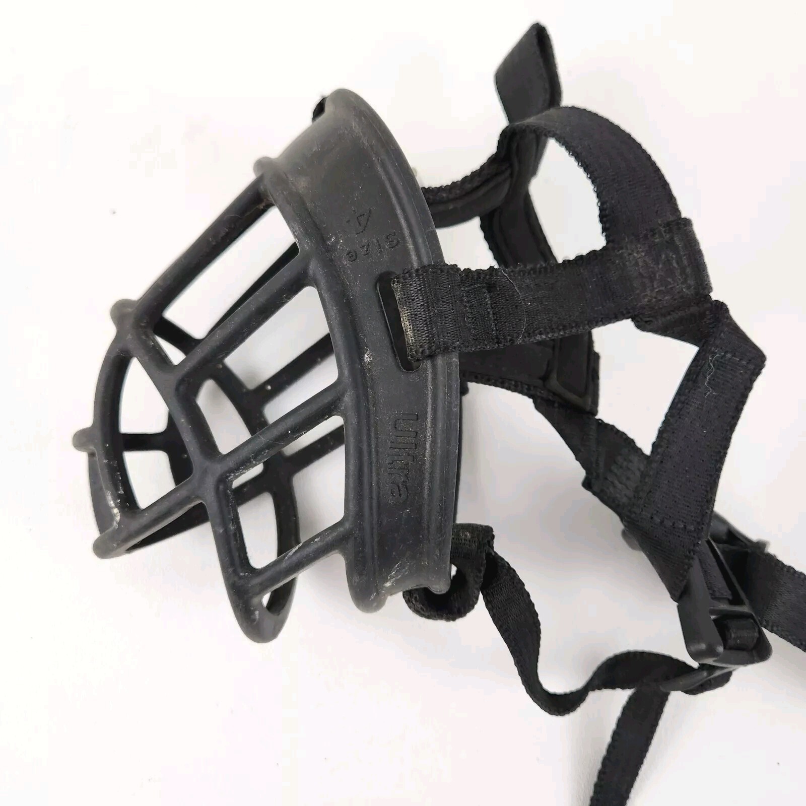 Baskerville Ultra Dog Muzzle Size 4
